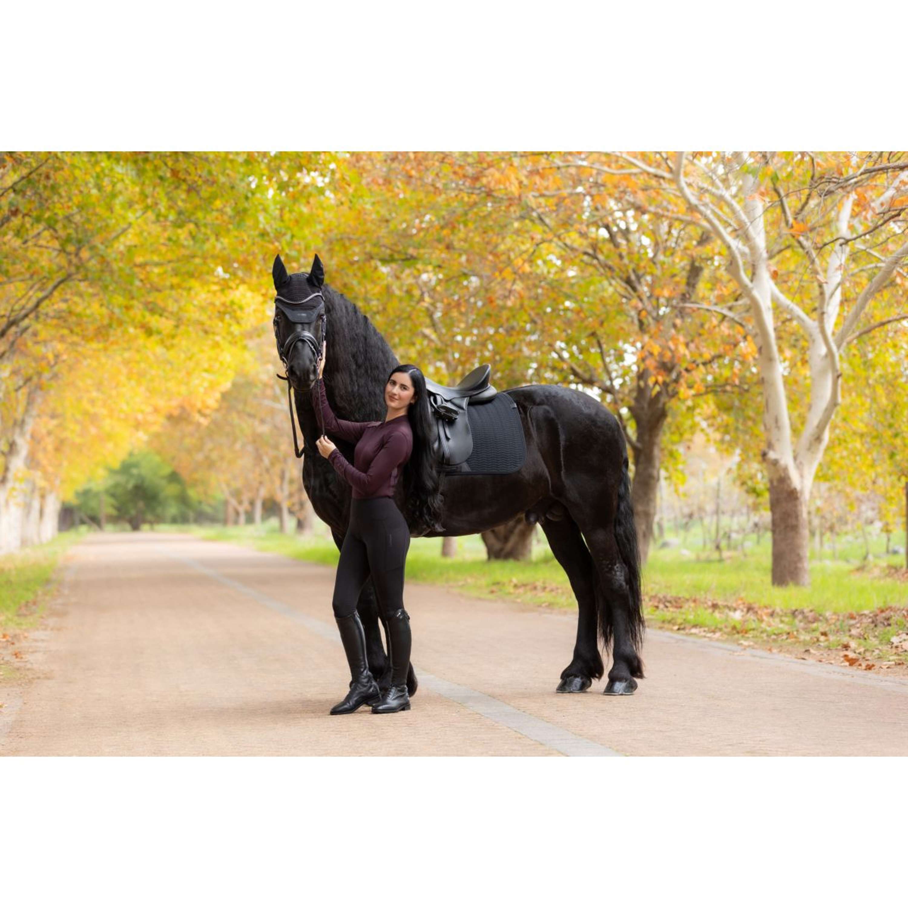 LeMieux Saddlepad Essence Dressage Black