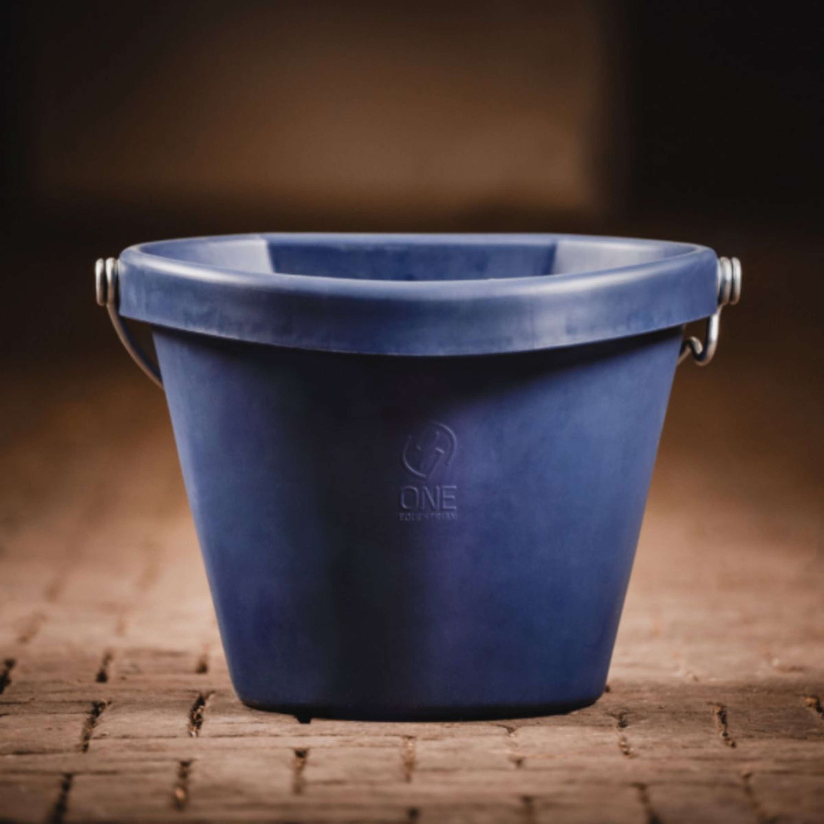 One Equestrian Bucket Navy