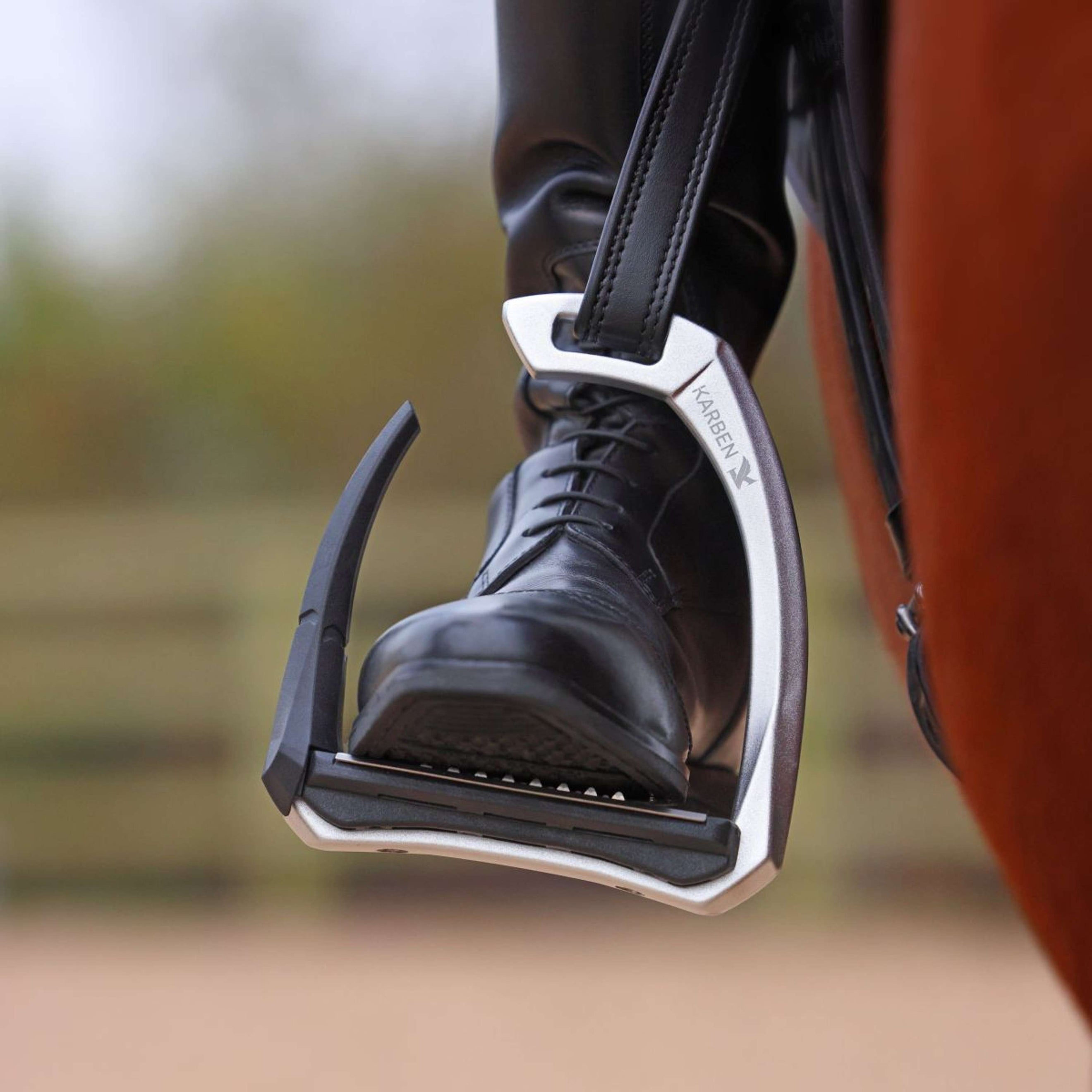 Karben by Shires Stirrups Ultra Grip FX Black