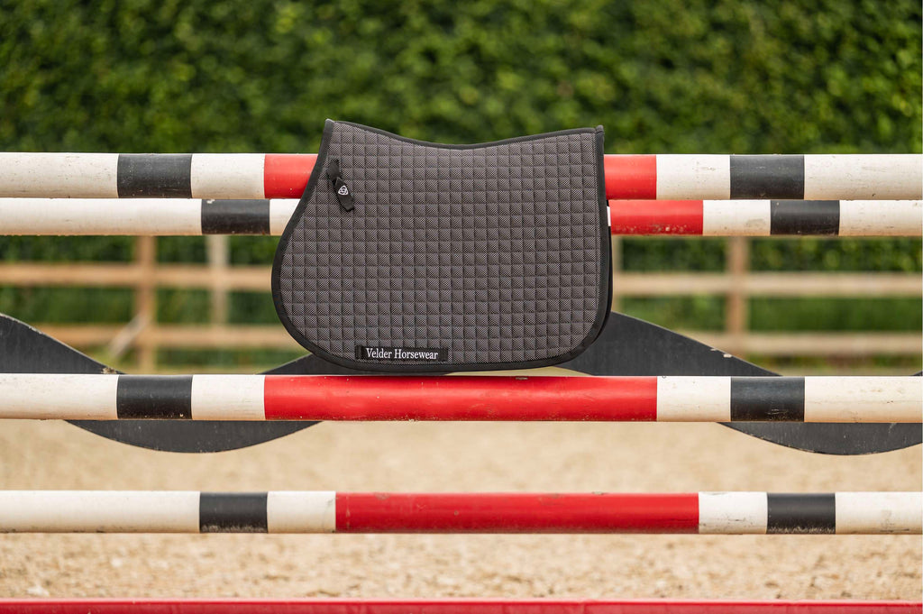 Velder Horsewear Premium Saddlepad Bamboo Jumping Black