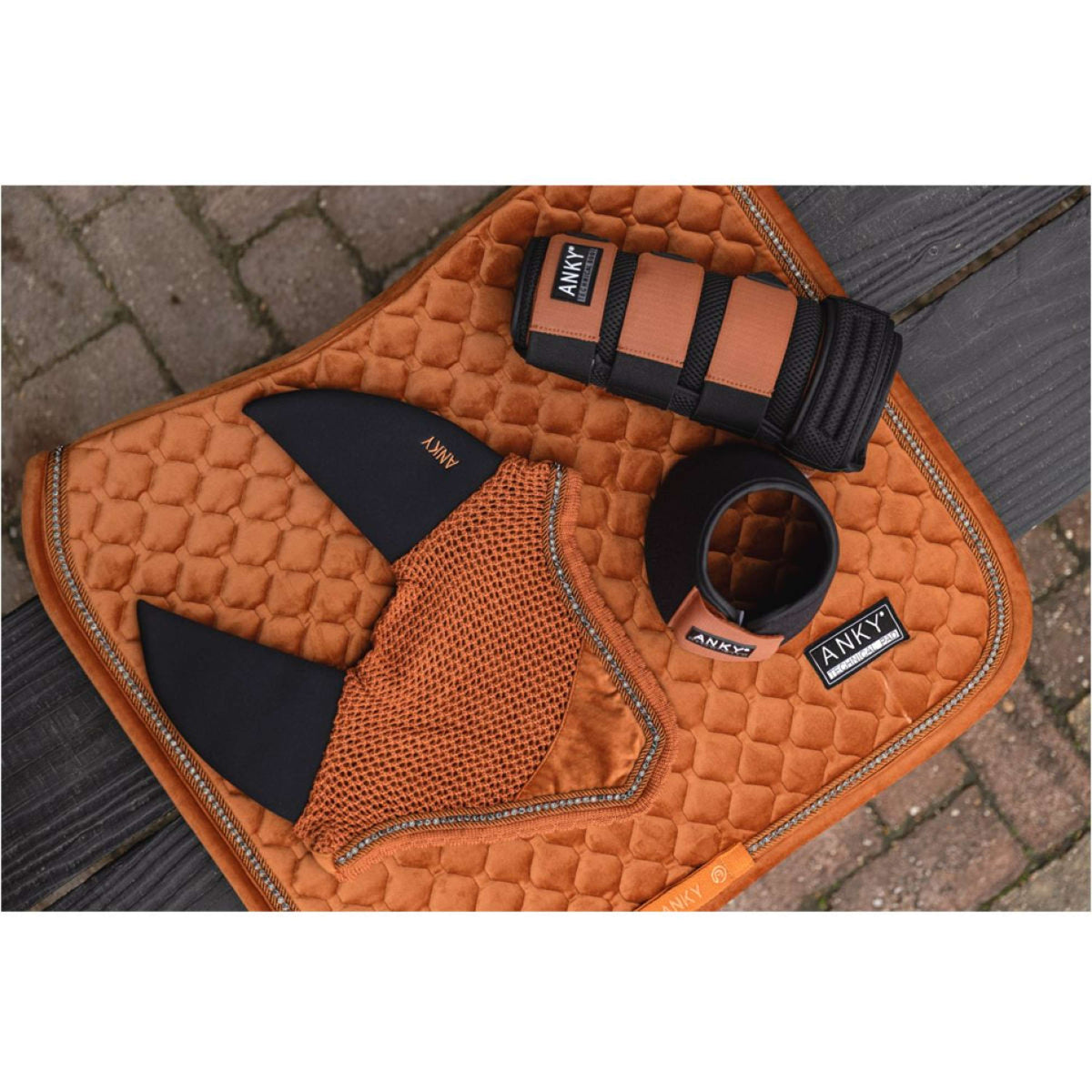 ANKY Saddlepad Velvet Stones Dressage Rust