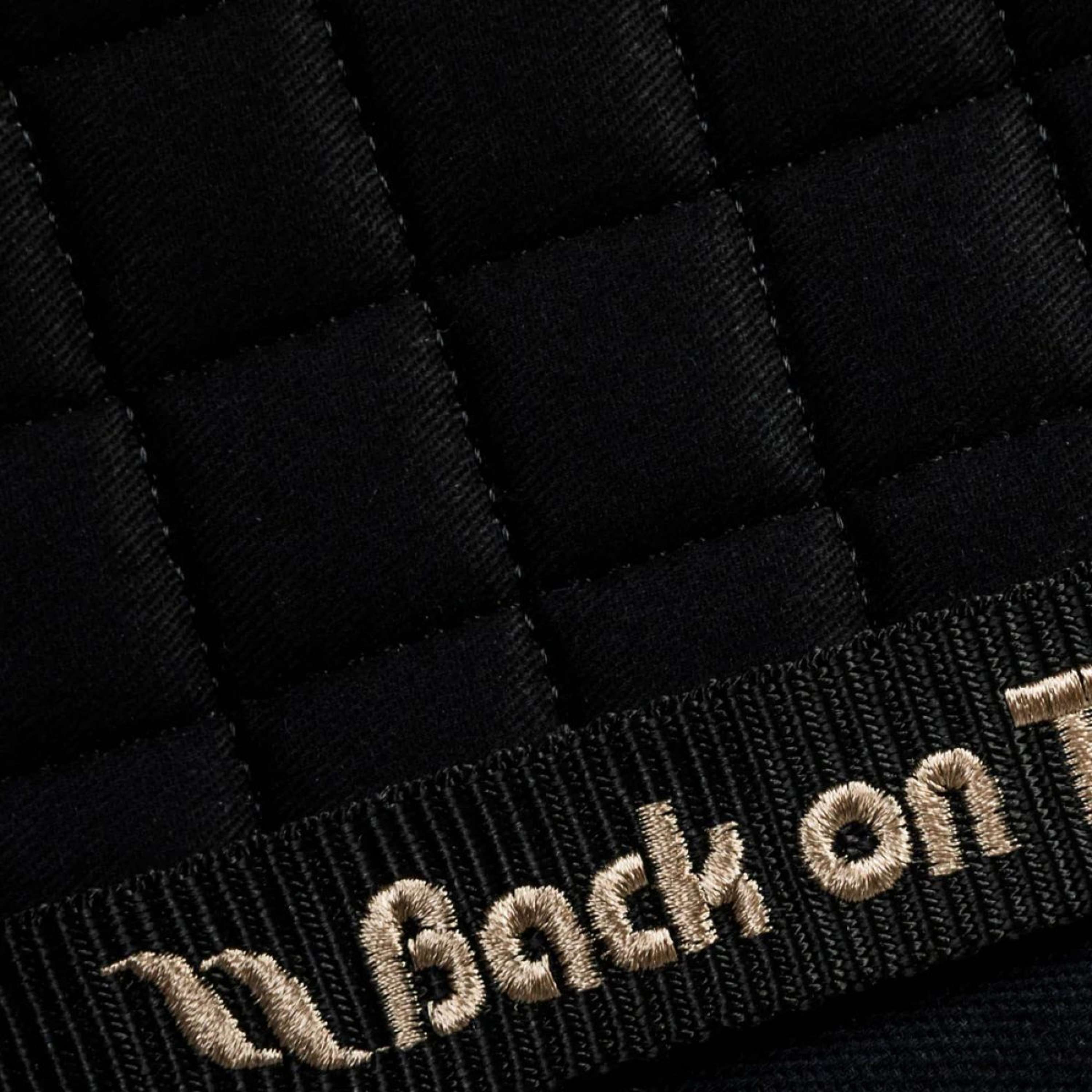 Back on Track Saddlepad No. III Dressage Black