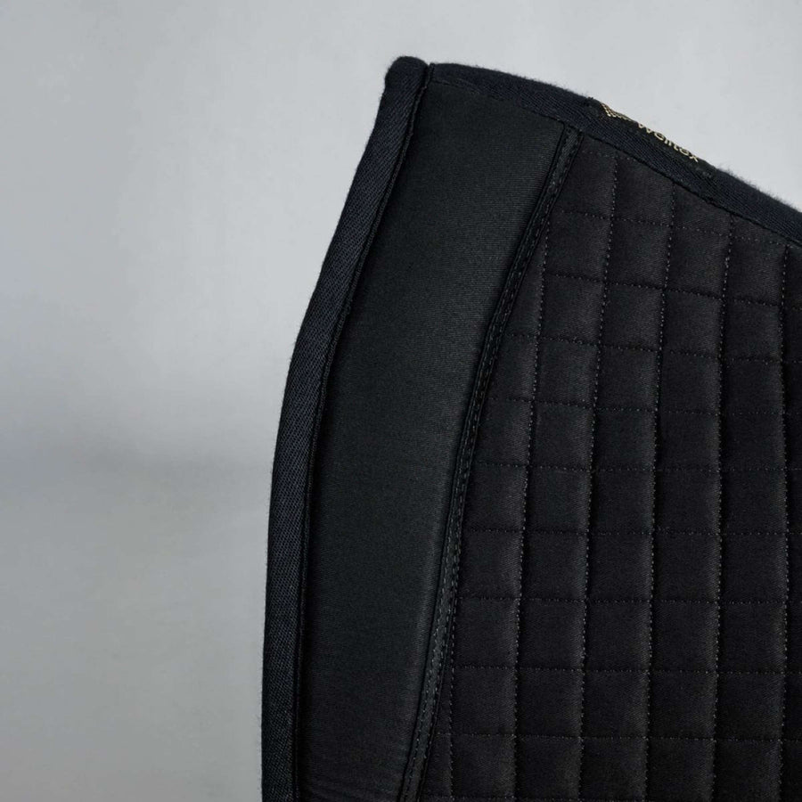 Back on Track Saddlepad No. III Dressage Black