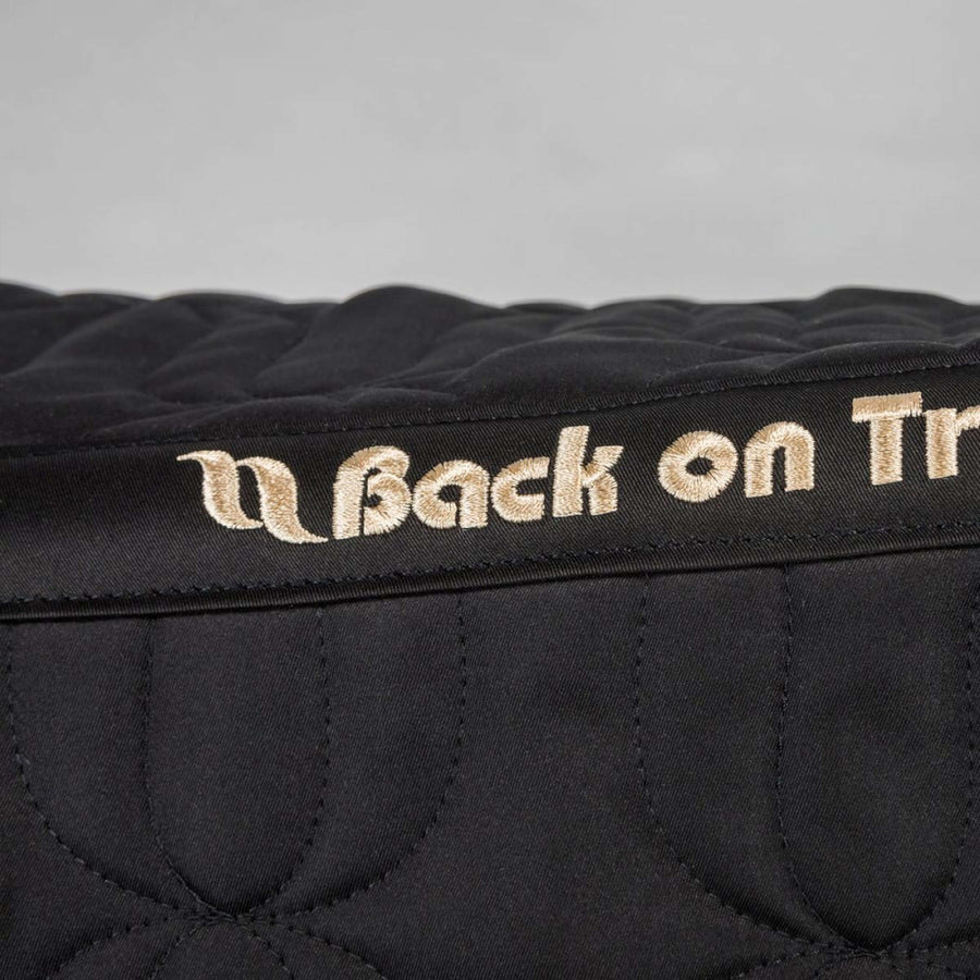 Back on Track Saddlepad Deep Nights Jumping Black