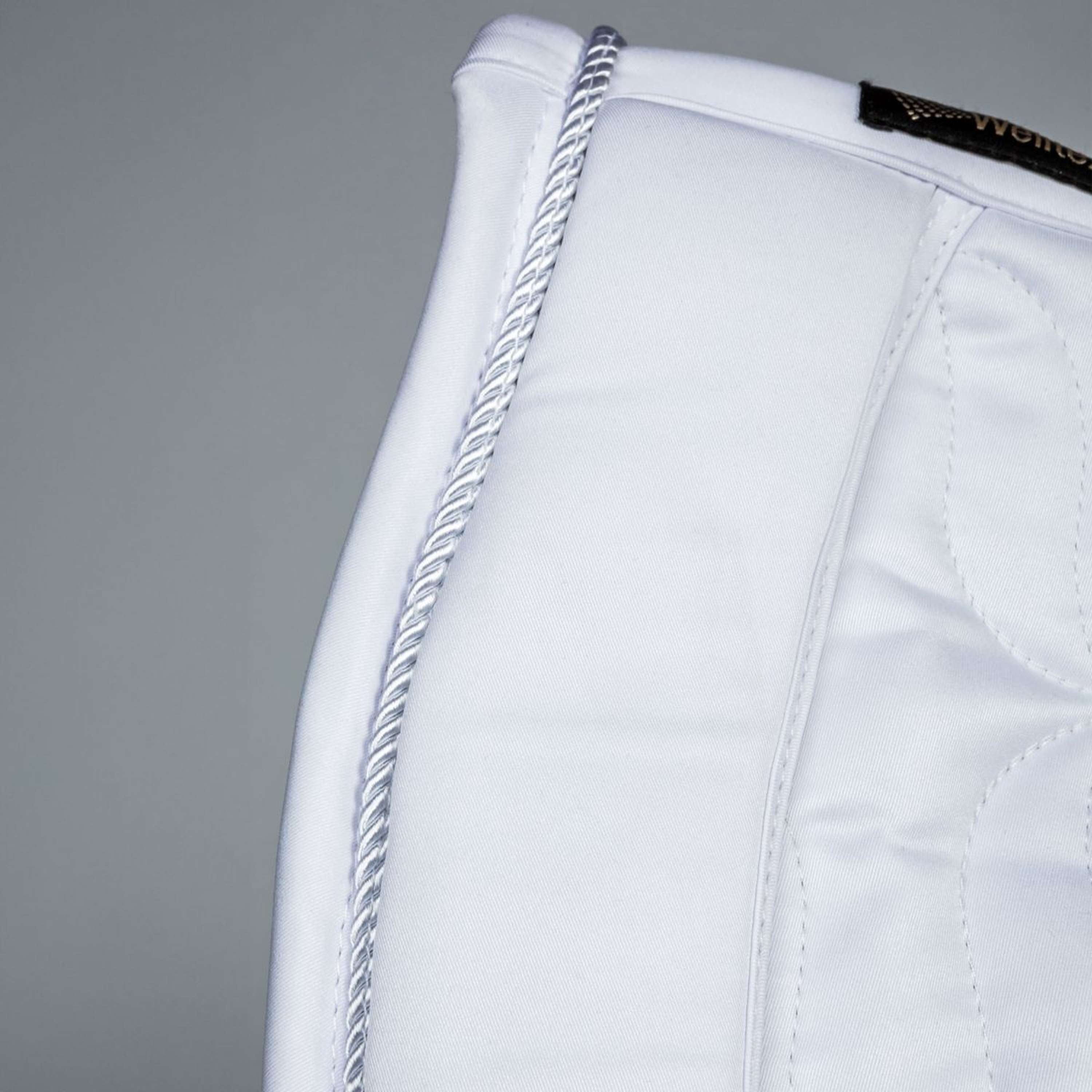 Back on Track Saddlepad Deep Nights Dressage White
