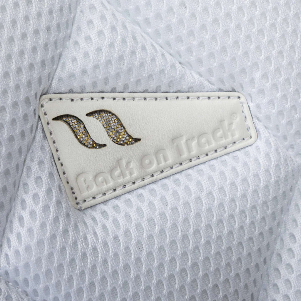 Back on Track Saddlepad Airflow Dressage White
