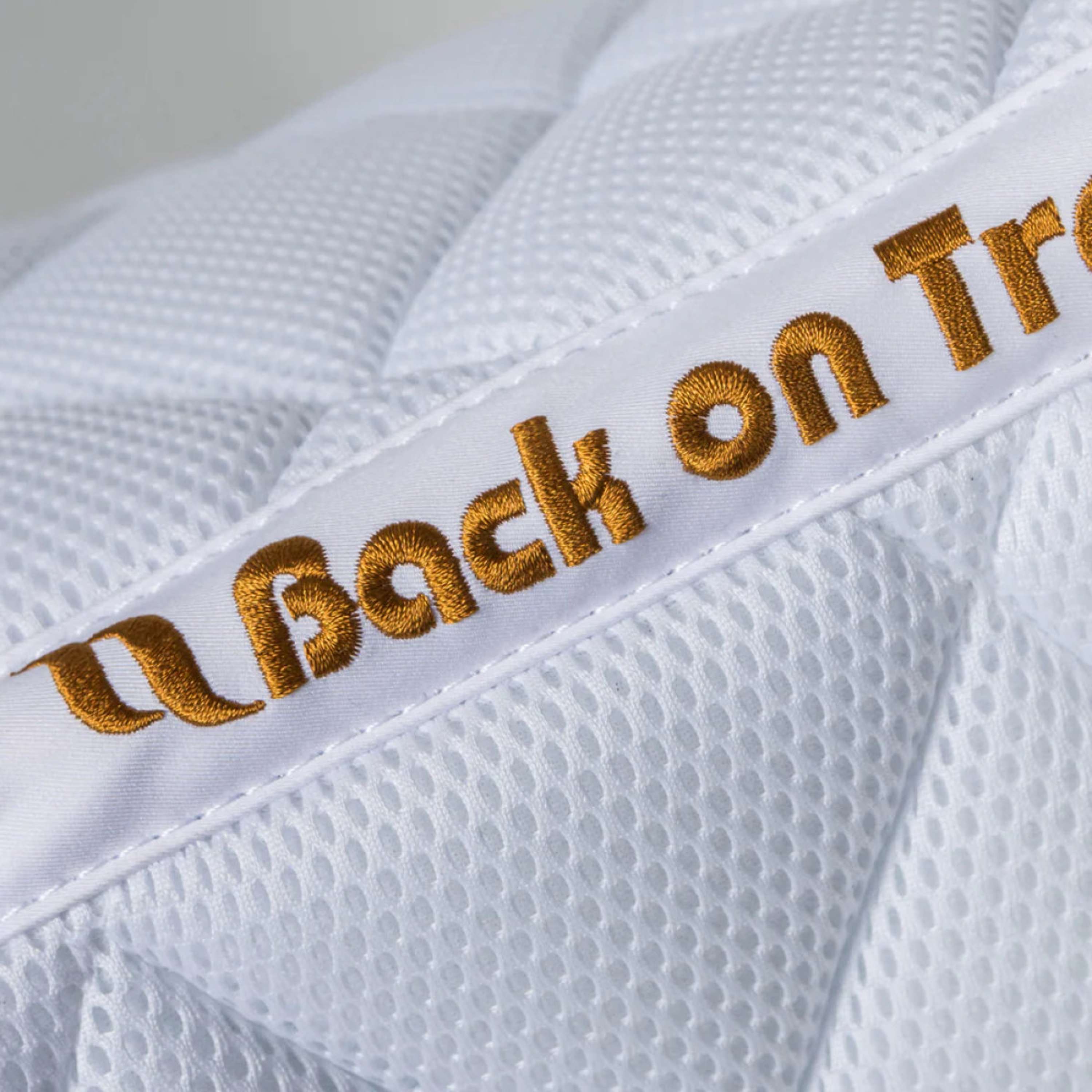 Back on Track Saddlepad Airflow Jumping White
