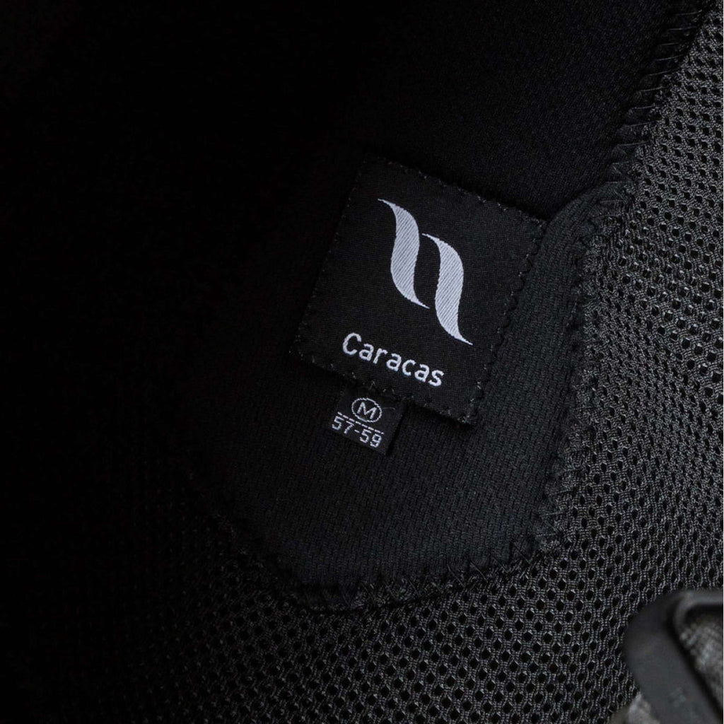 Back on Track Cap Caracas Black