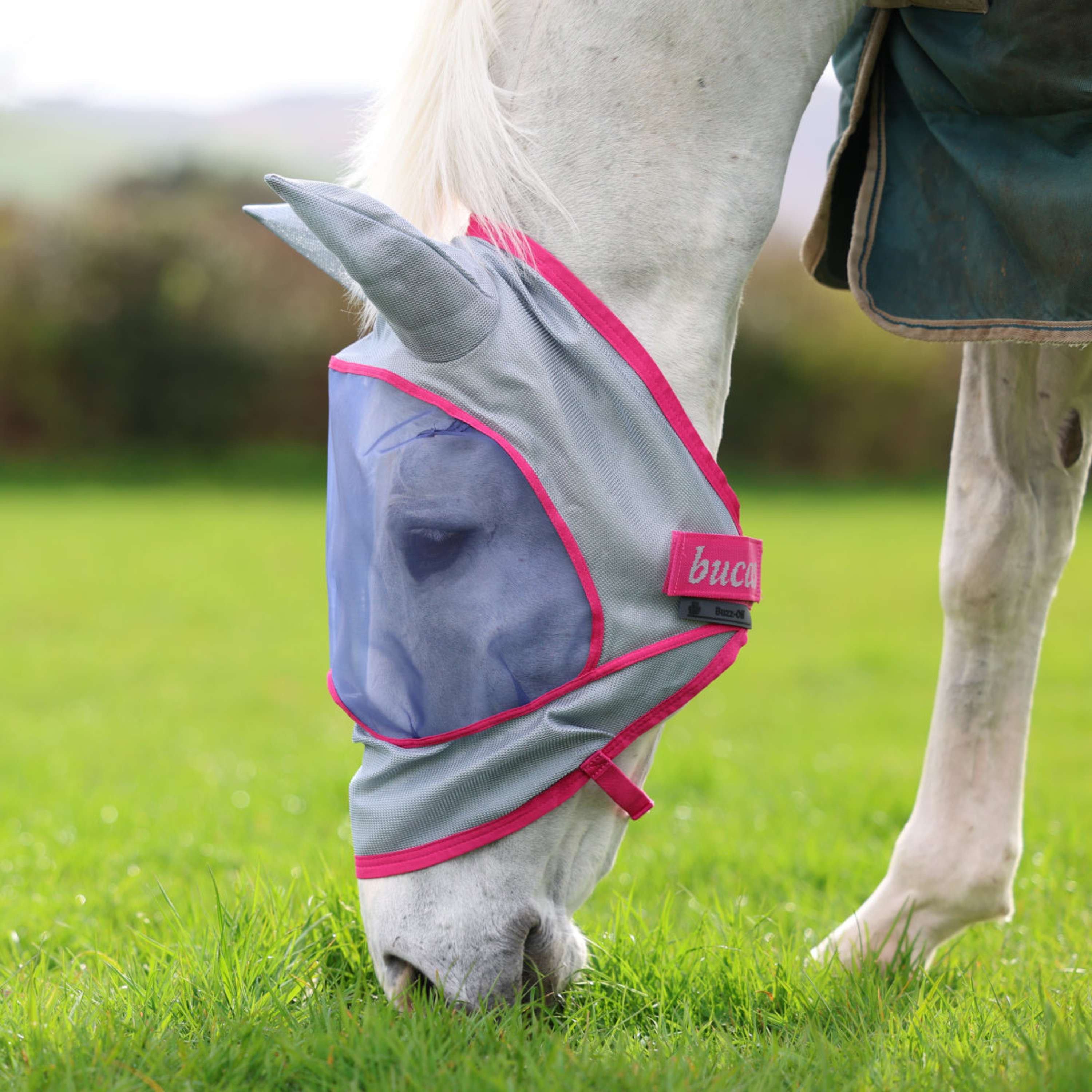 Bucas Buzz-Off Fly Mask Deluxe with Ears Blue/Blossom