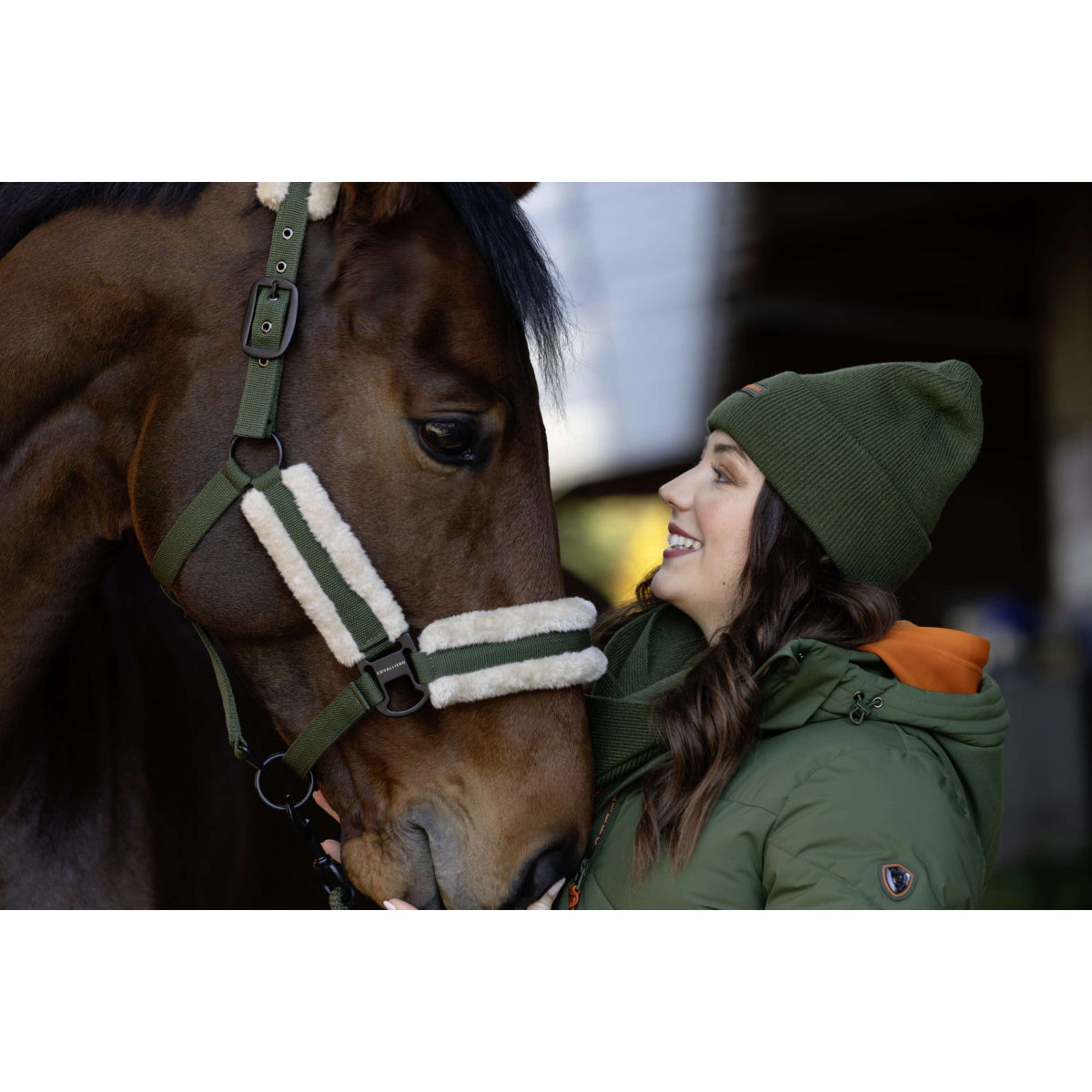 Covalliero Scarf AW26 Forest Green