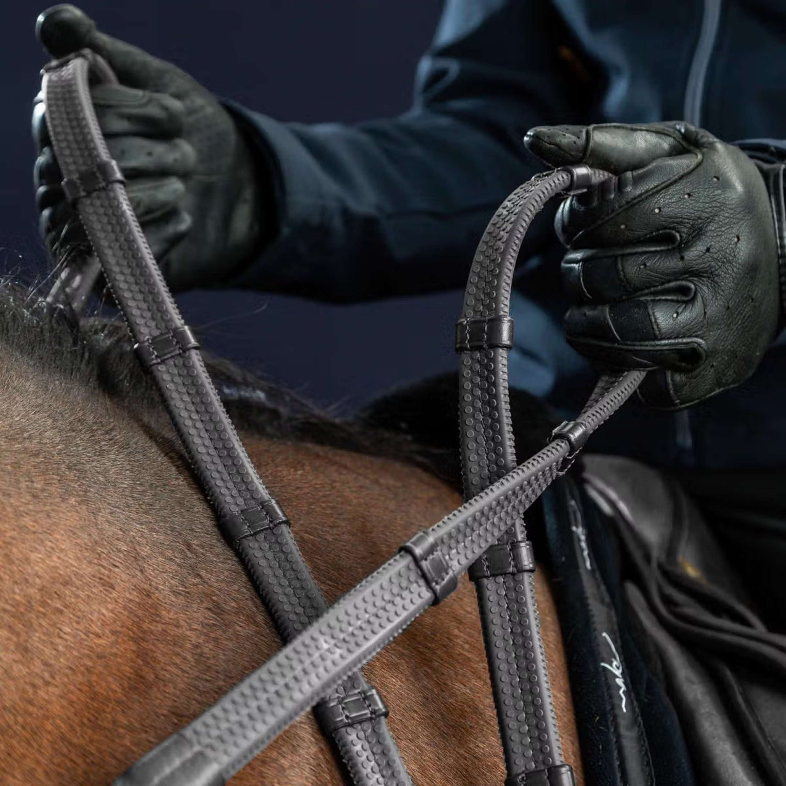 Dyon Reins Rubber 1/2 with Leather Stoppers Black