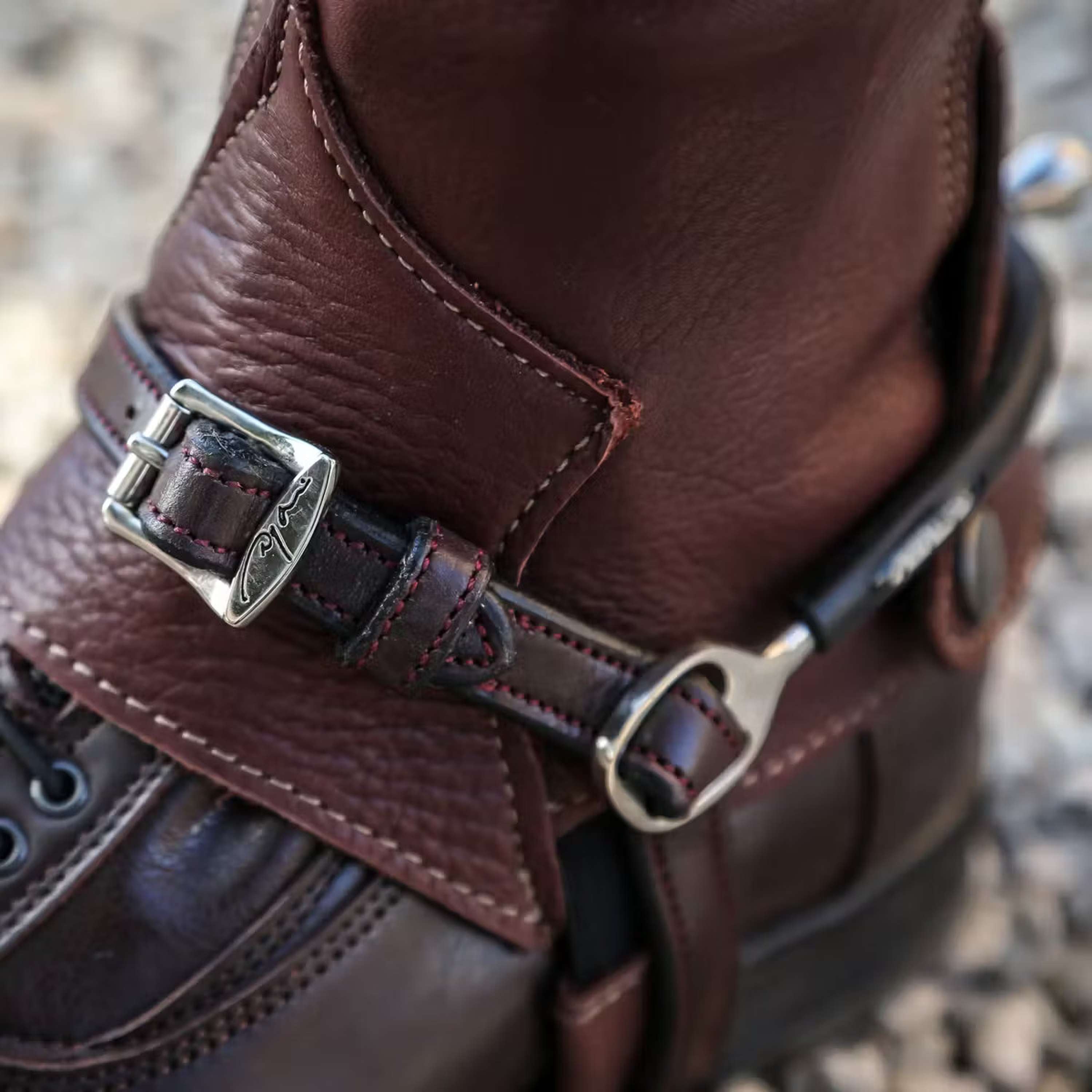 Dyon Spur straps Brown