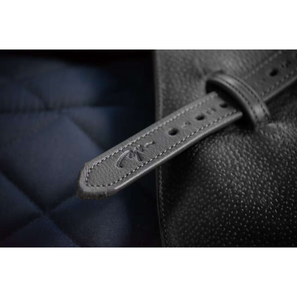 Dyon Stirrup Strap Premium Soft Black