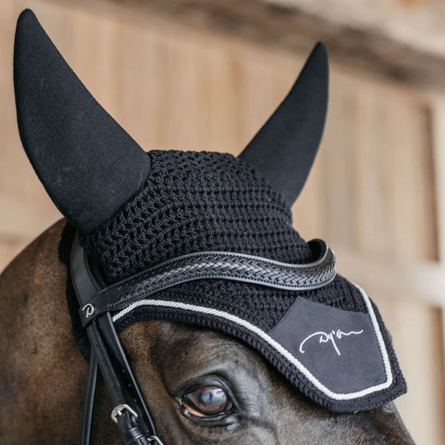Dyon Ear Bonnet Diamond Soundless Black
