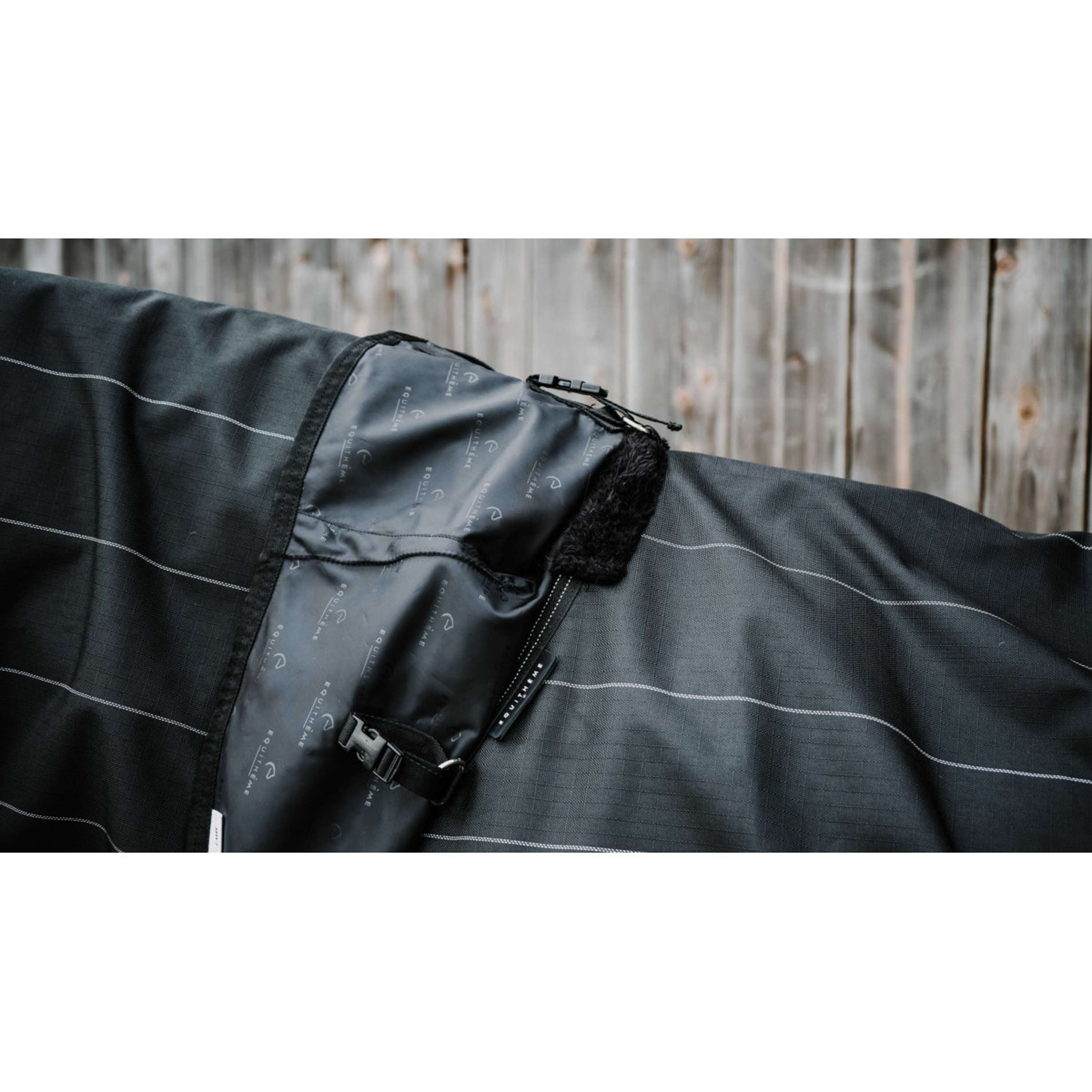 EQUITHÈME Rain Rug Lumin 600D 50g Black