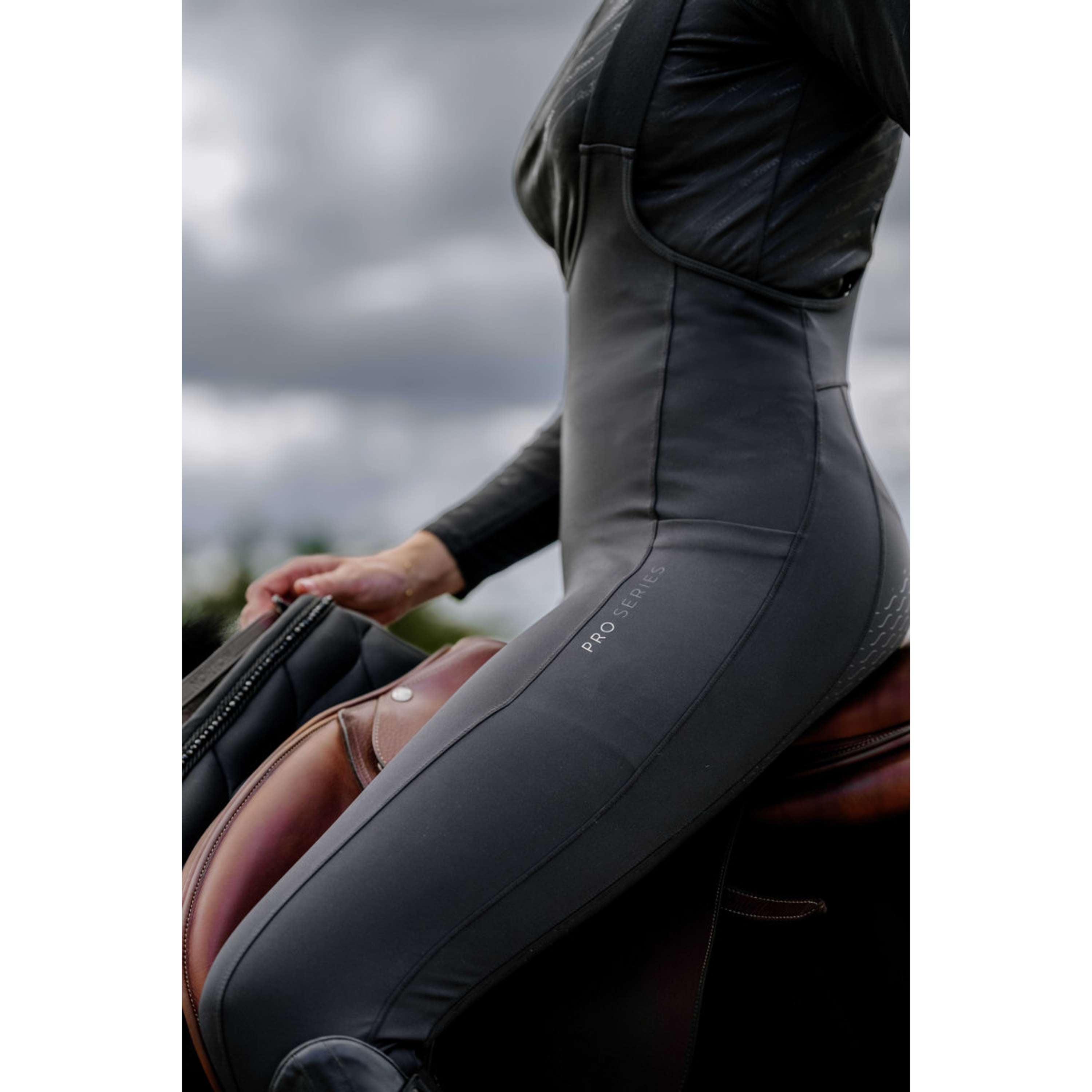 Pro Series Overall Nika Black