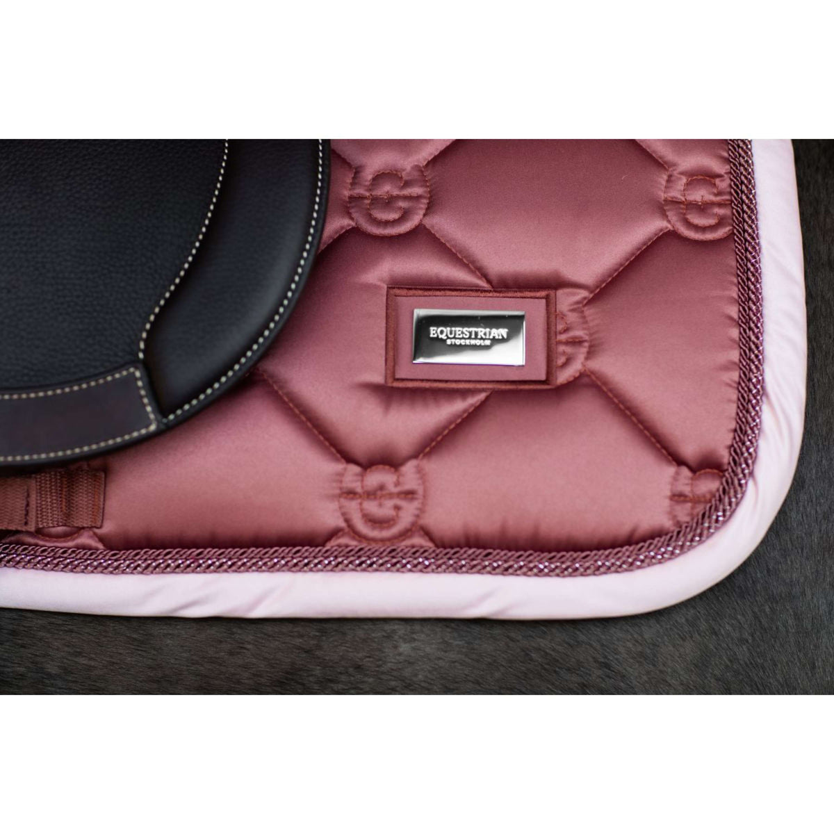 Equestrian Stockholm Saddlepad Jumping Amber Rose