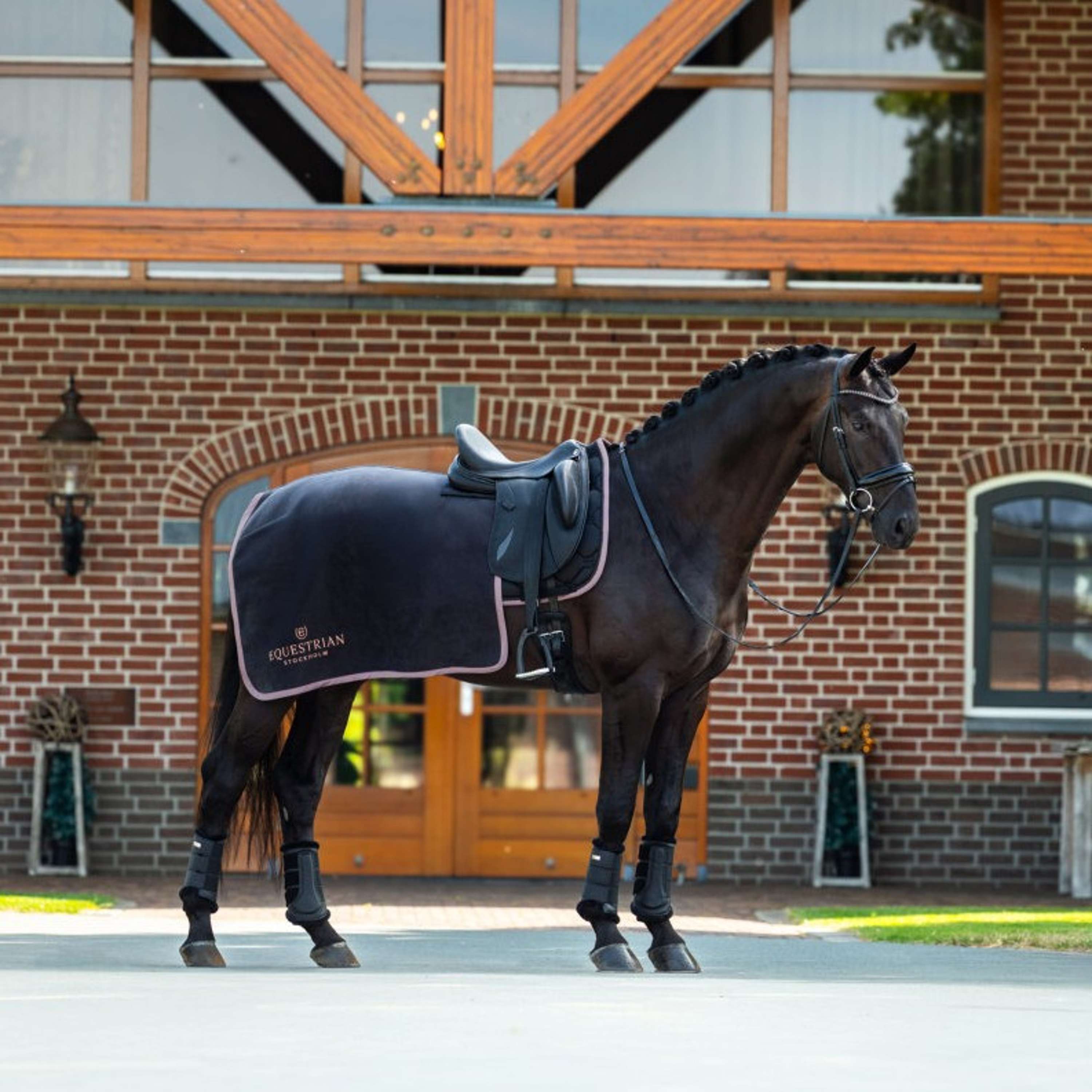 Equestrian Stockholm Quarter Sheet Heavy Fleece Black/Blush