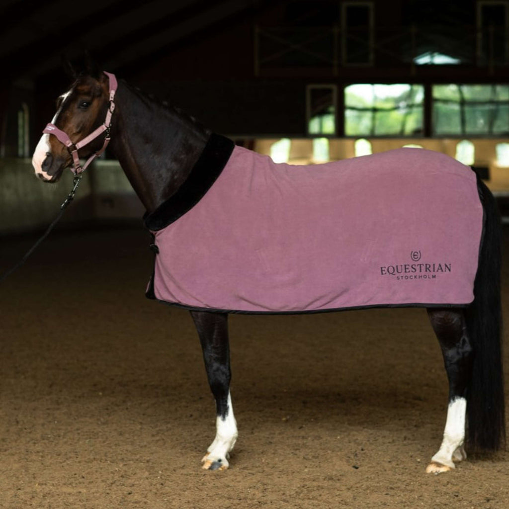 Equestrian Stockholm Fleece Rug Blush