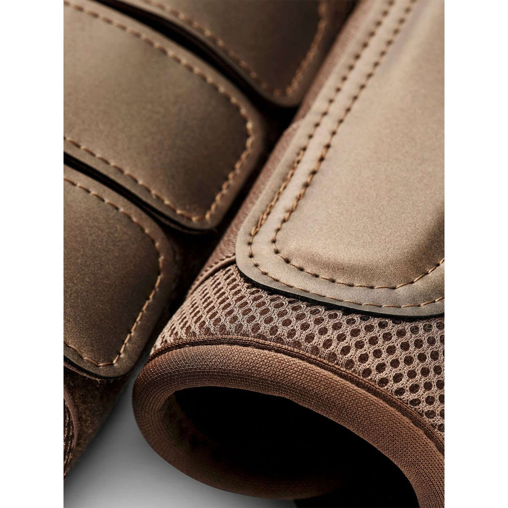 Equestrian Stockholm Leg Protectors Classic Mesh Champagne