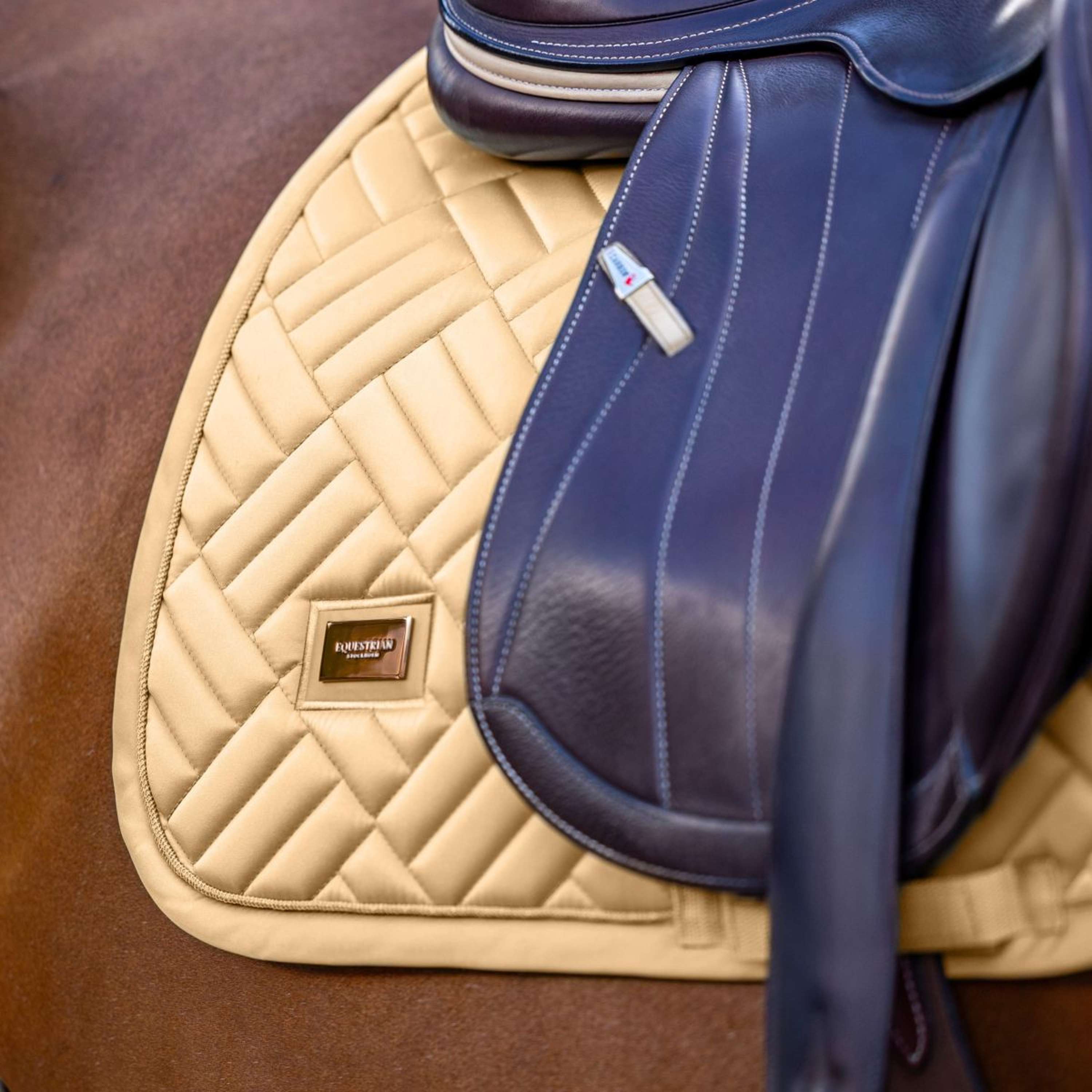 Equestrian Stockholm Saddlepad Modern Jumping Midsummer Glow