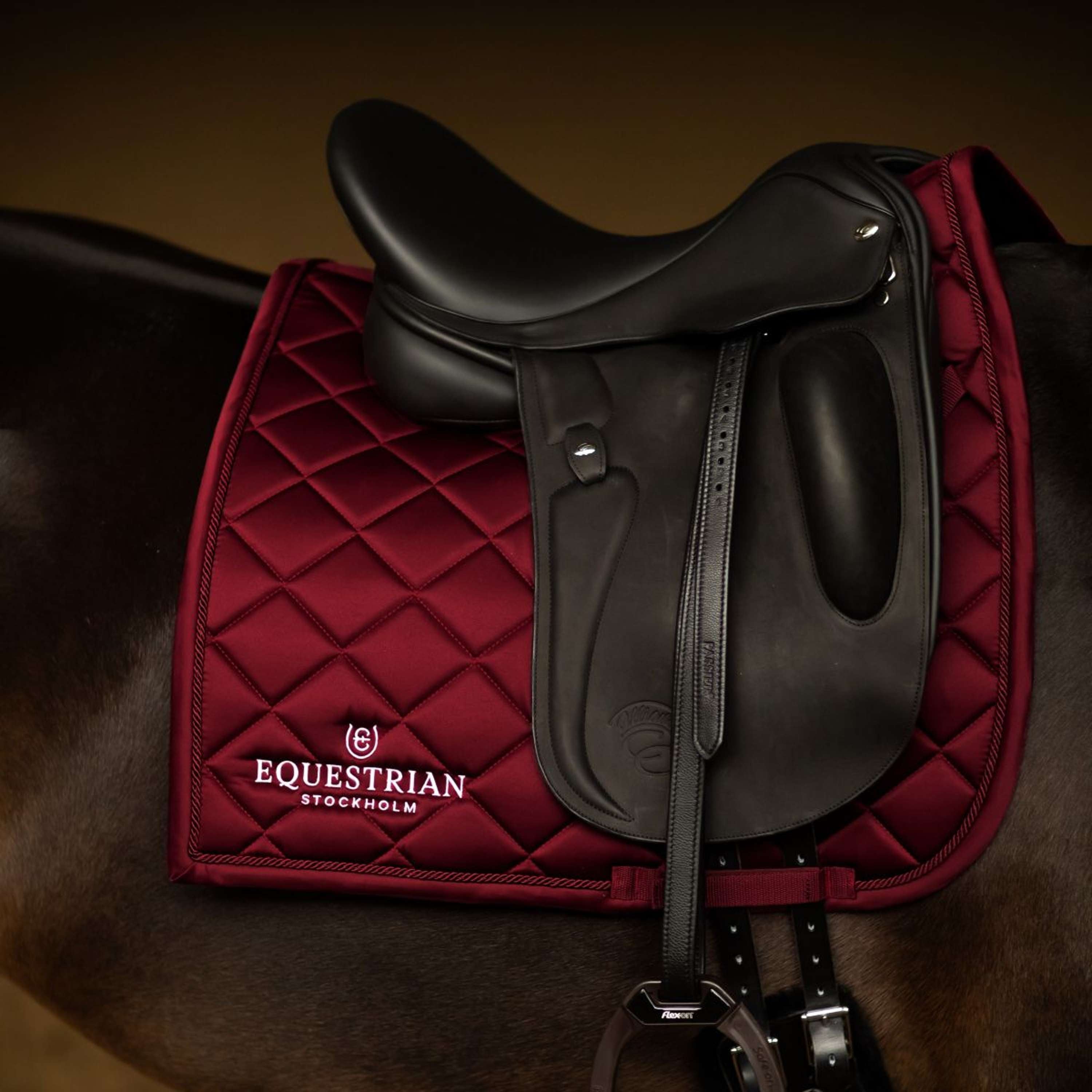 Equestrian Stockholm Saddlepad Line Dressage Bordeaux