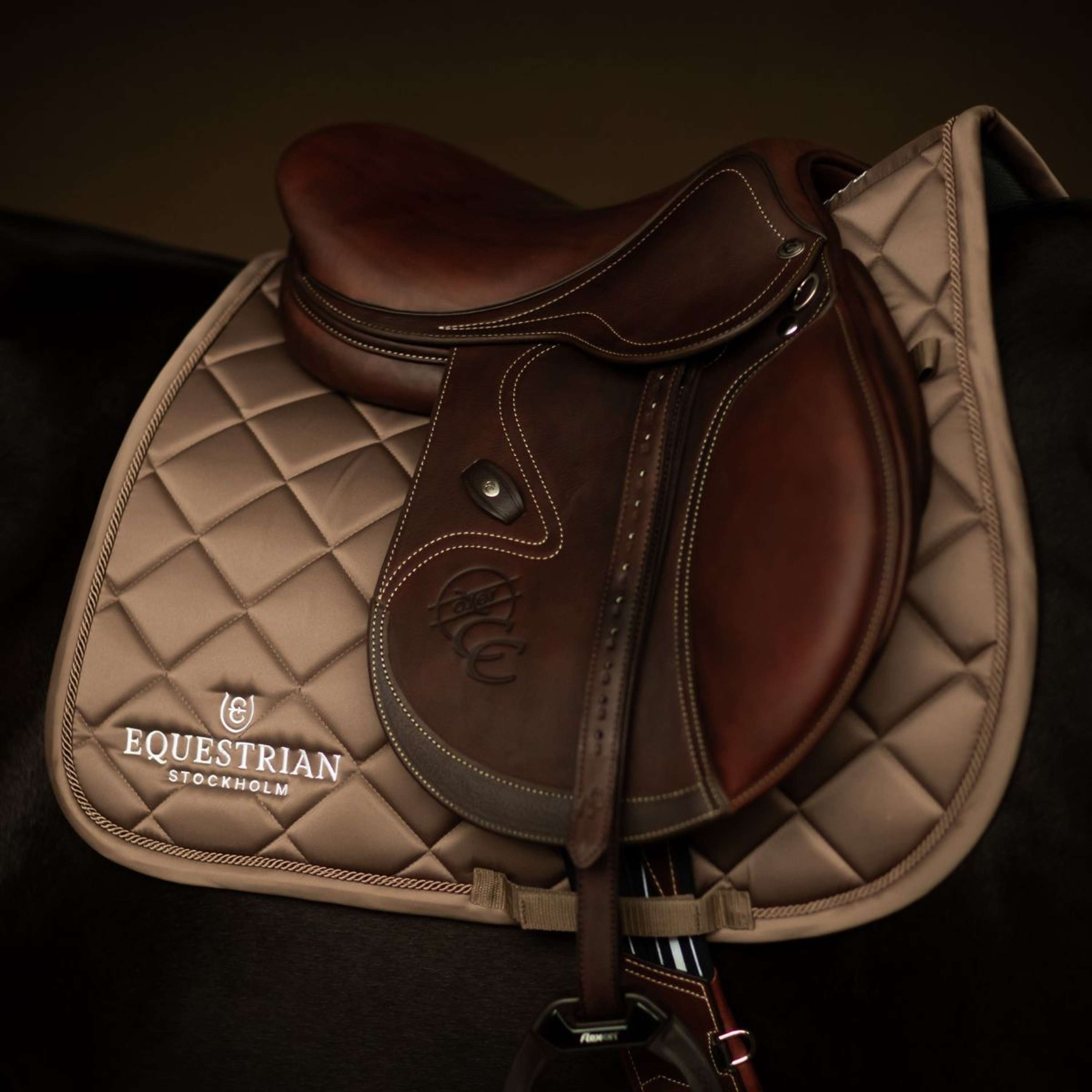 Equestrian Stockholm Saddlepad Line Jumping Champagne