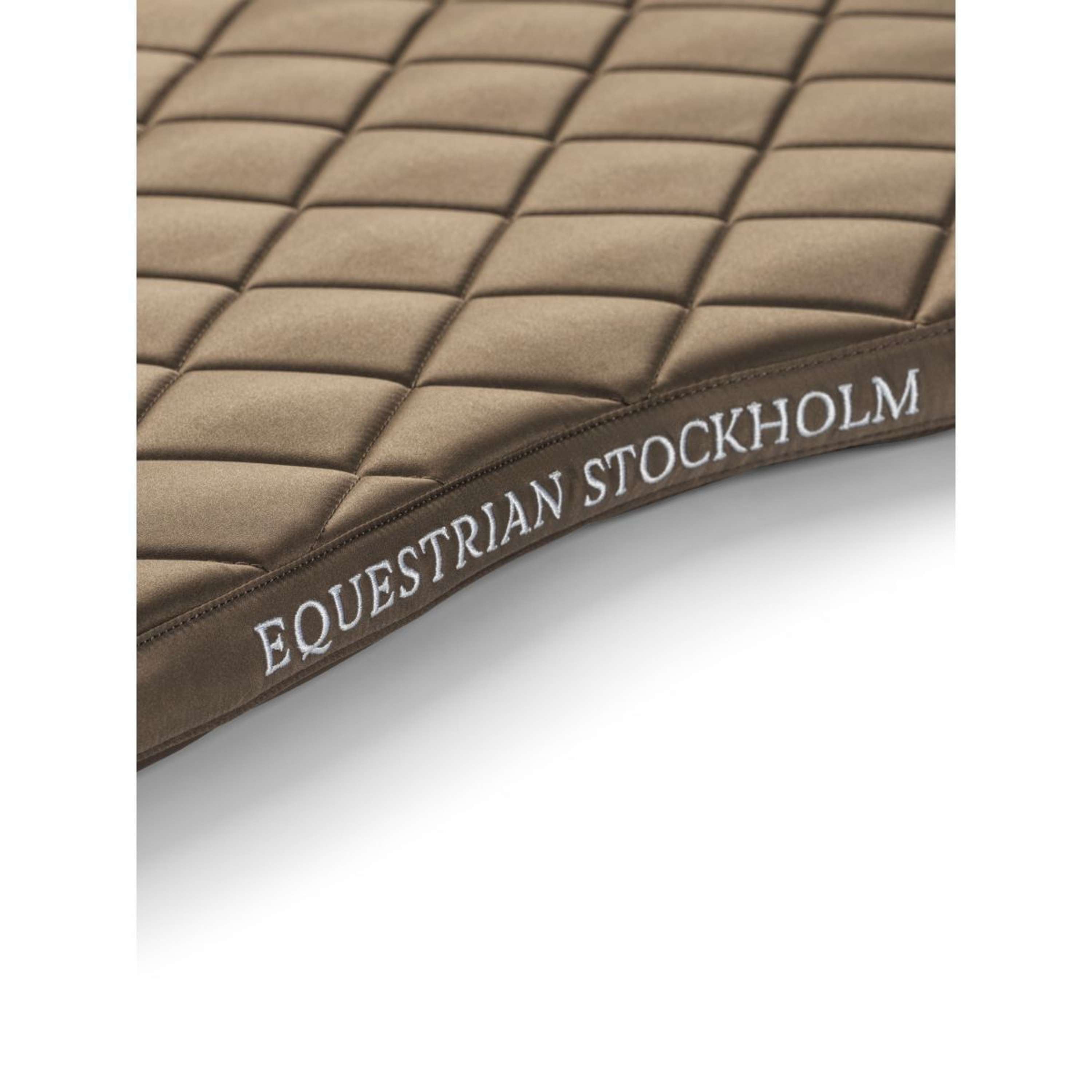 Equestrian Stockholm Saddlepad Line Jumping Champagne