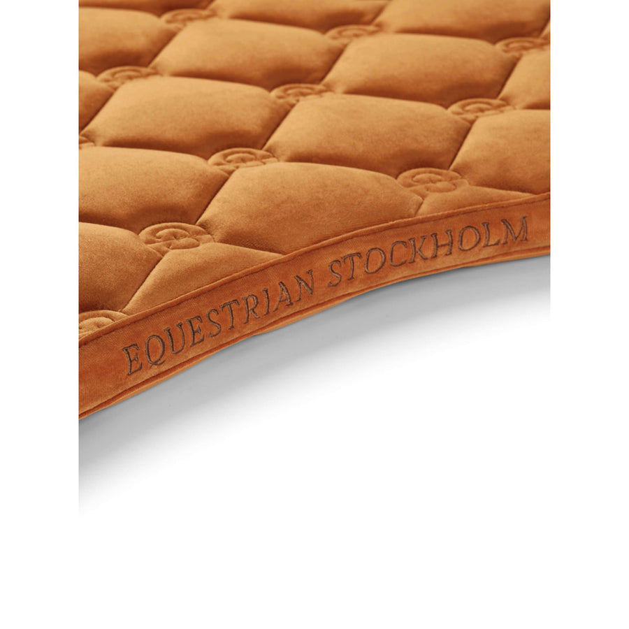 Equestrian Stockholm Saddlepad Velvet Jumping Chestnut
