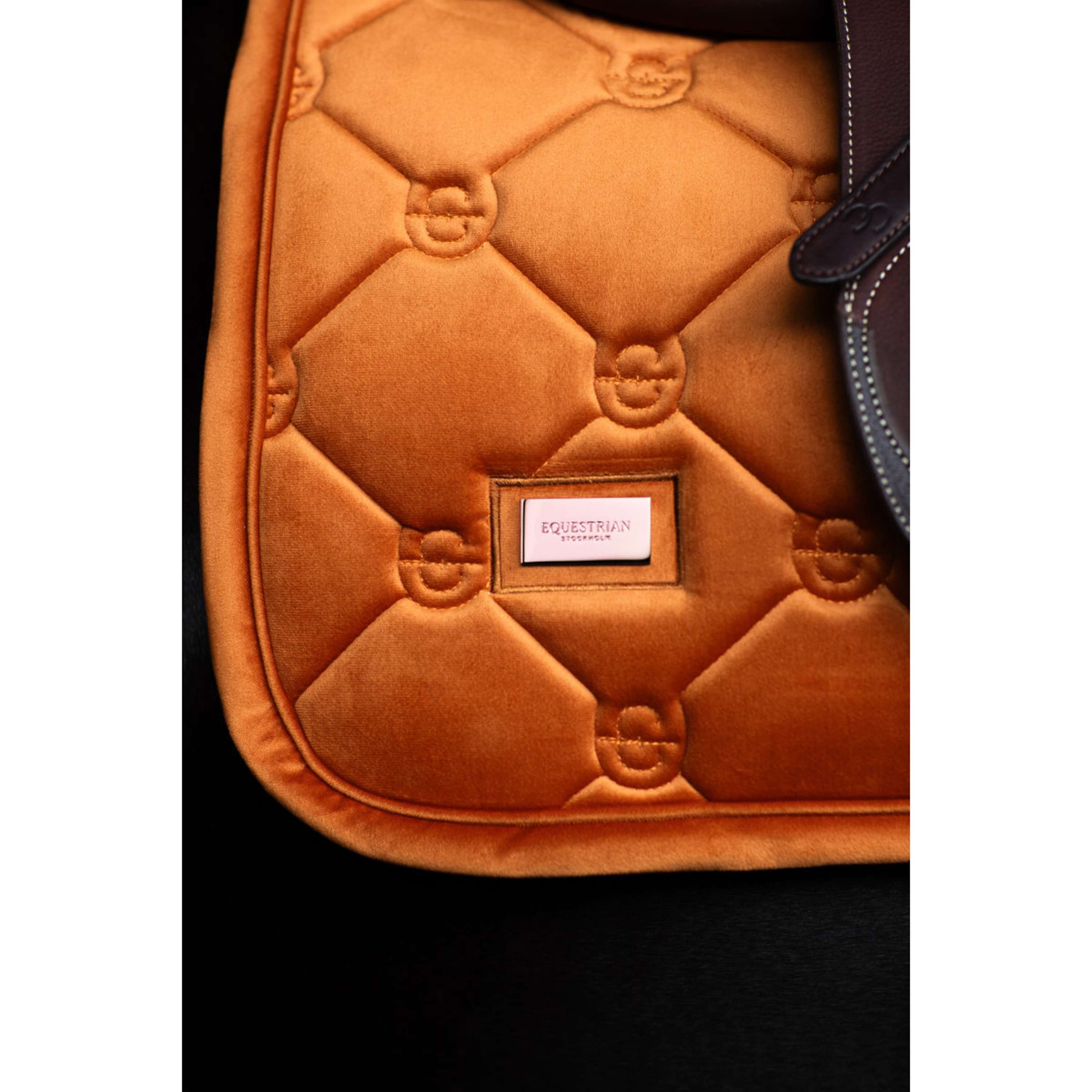 Equestrian Stockholm Saddlepad Velvet Jumping Chestnut
