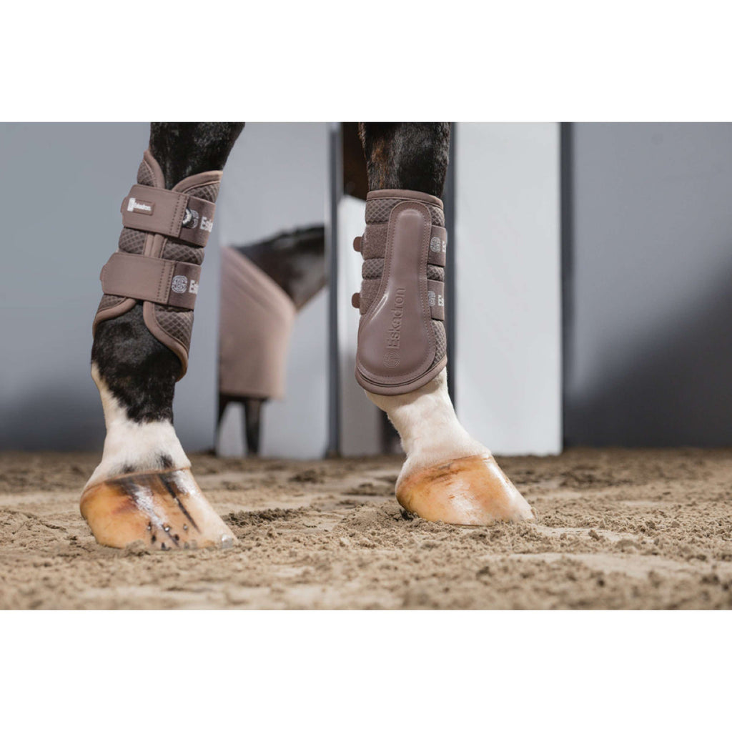 Eskadron Leg Protectors Dynamics Mesh Powdertaupe