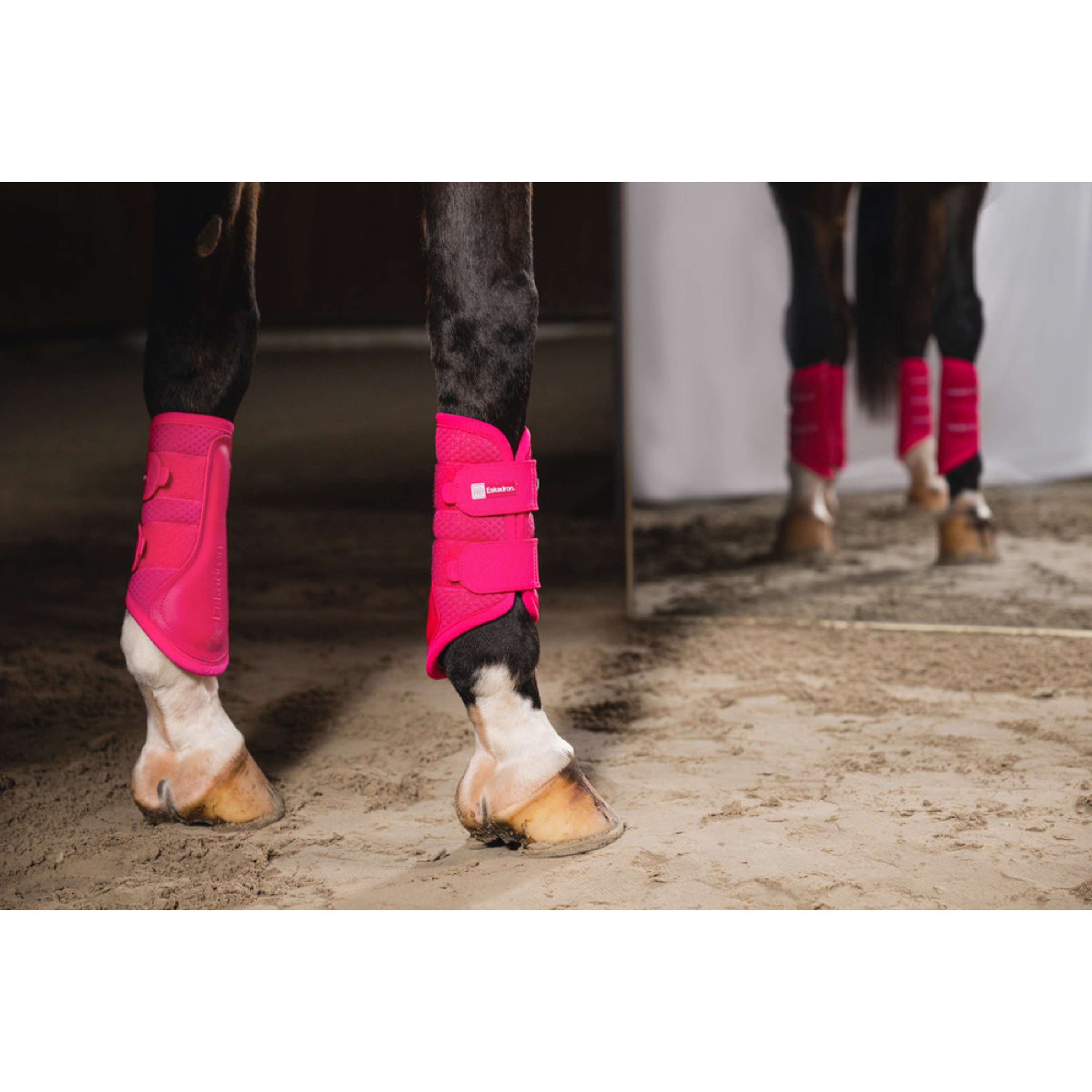 Eskadron Leg Protectors Dynamics Mesh Lipstick