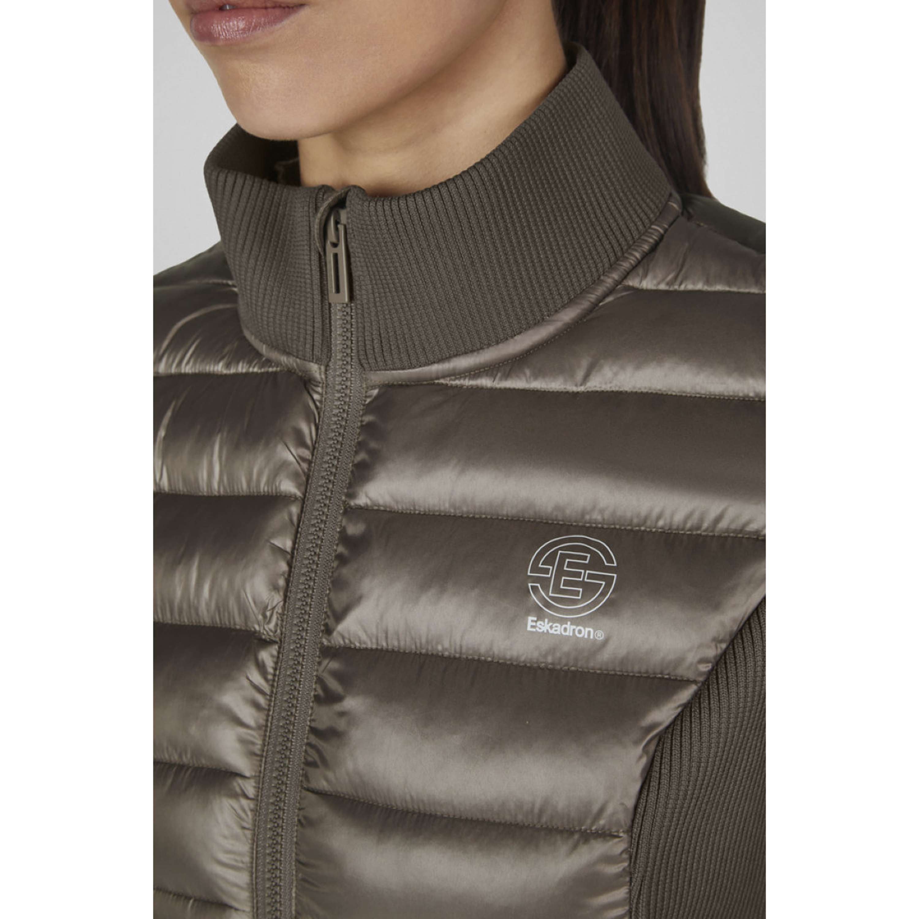 Eskadron Bodywarmer Dynamics Hybrid Powdertaupe