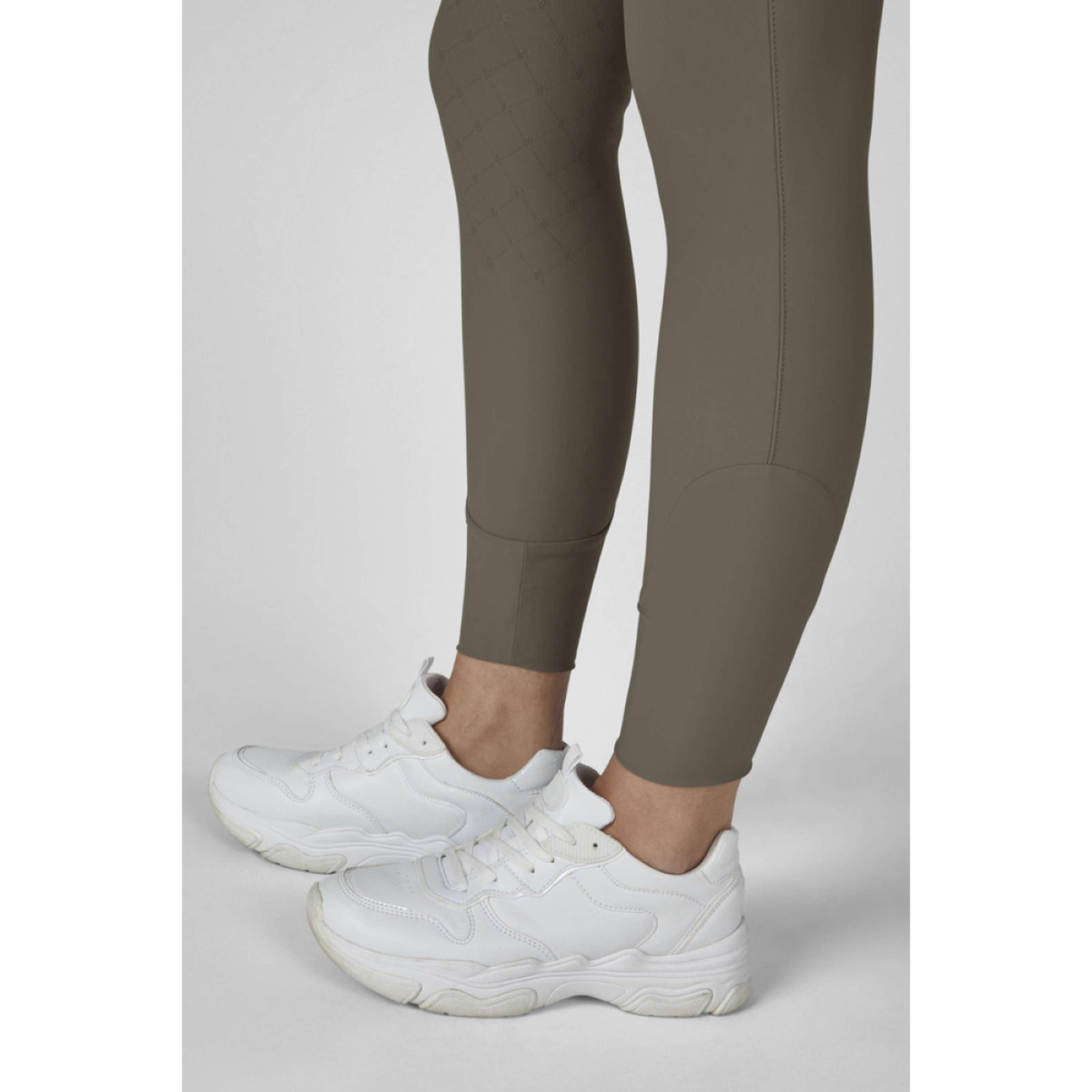 Eskadron Breeches Dynamics Full Grip Powdertaupe
