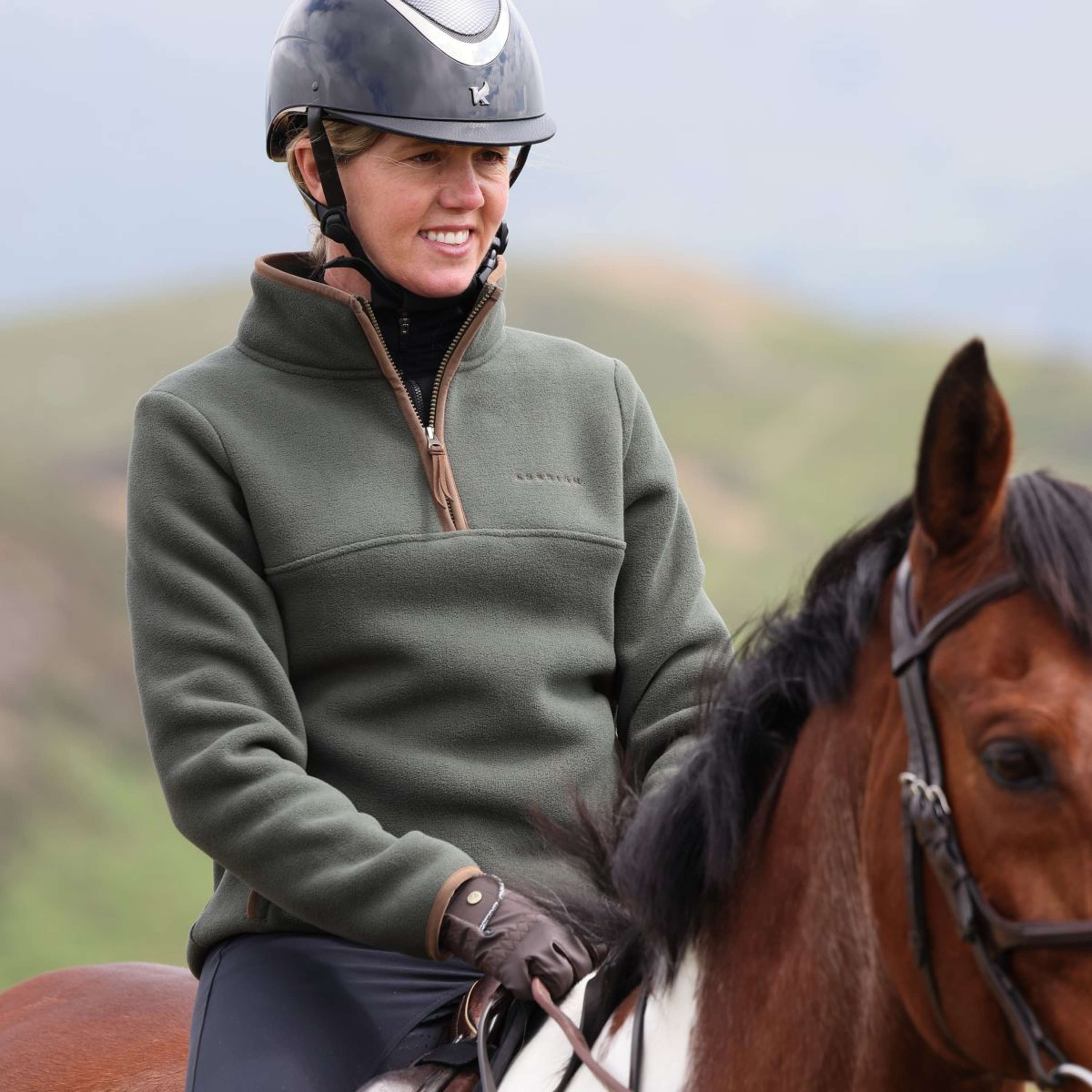 Aubrion by Shires Sweater Original Fleece Green