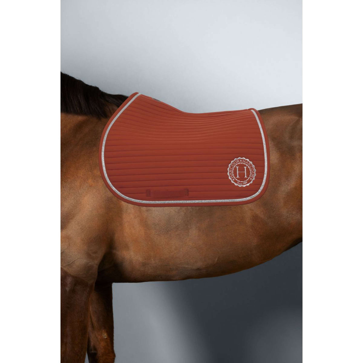 Harcour Saddlepad Karembar Jumping Fauve