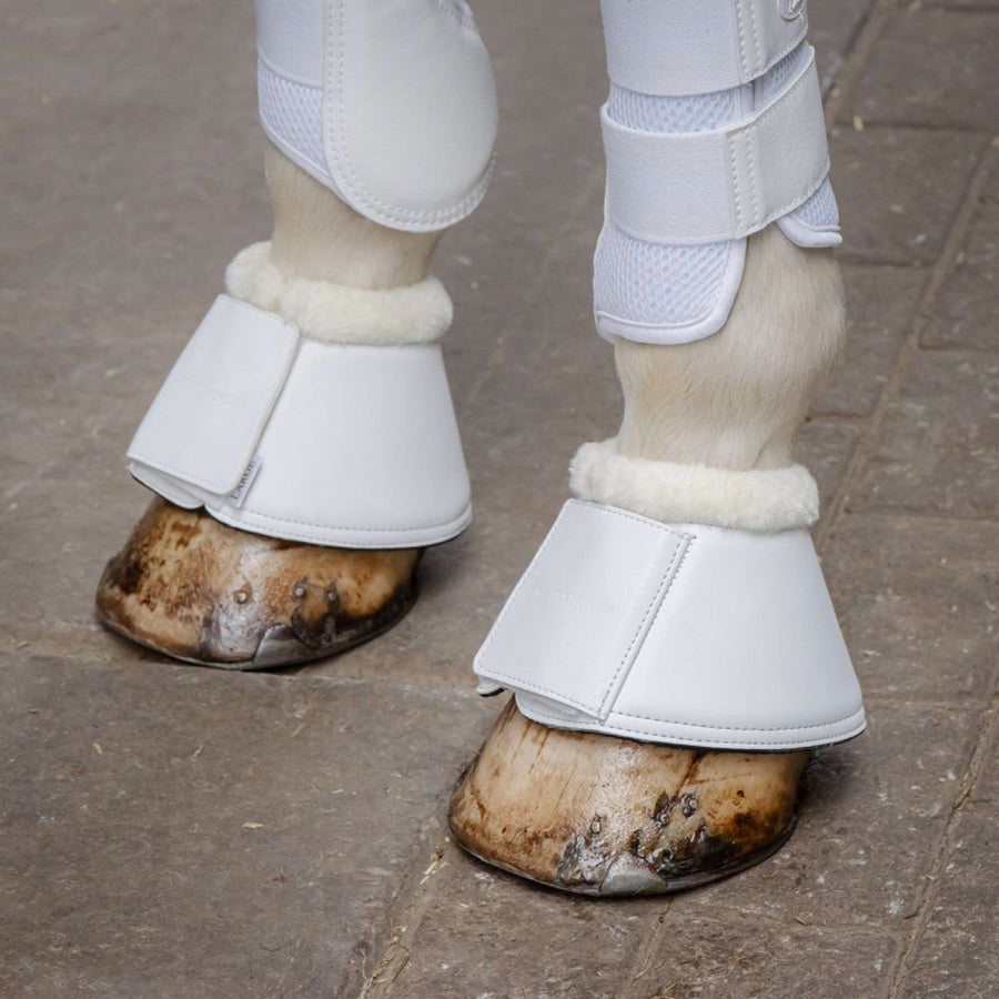 Harry's Horse Bell Boots Excellent Faux Fur White