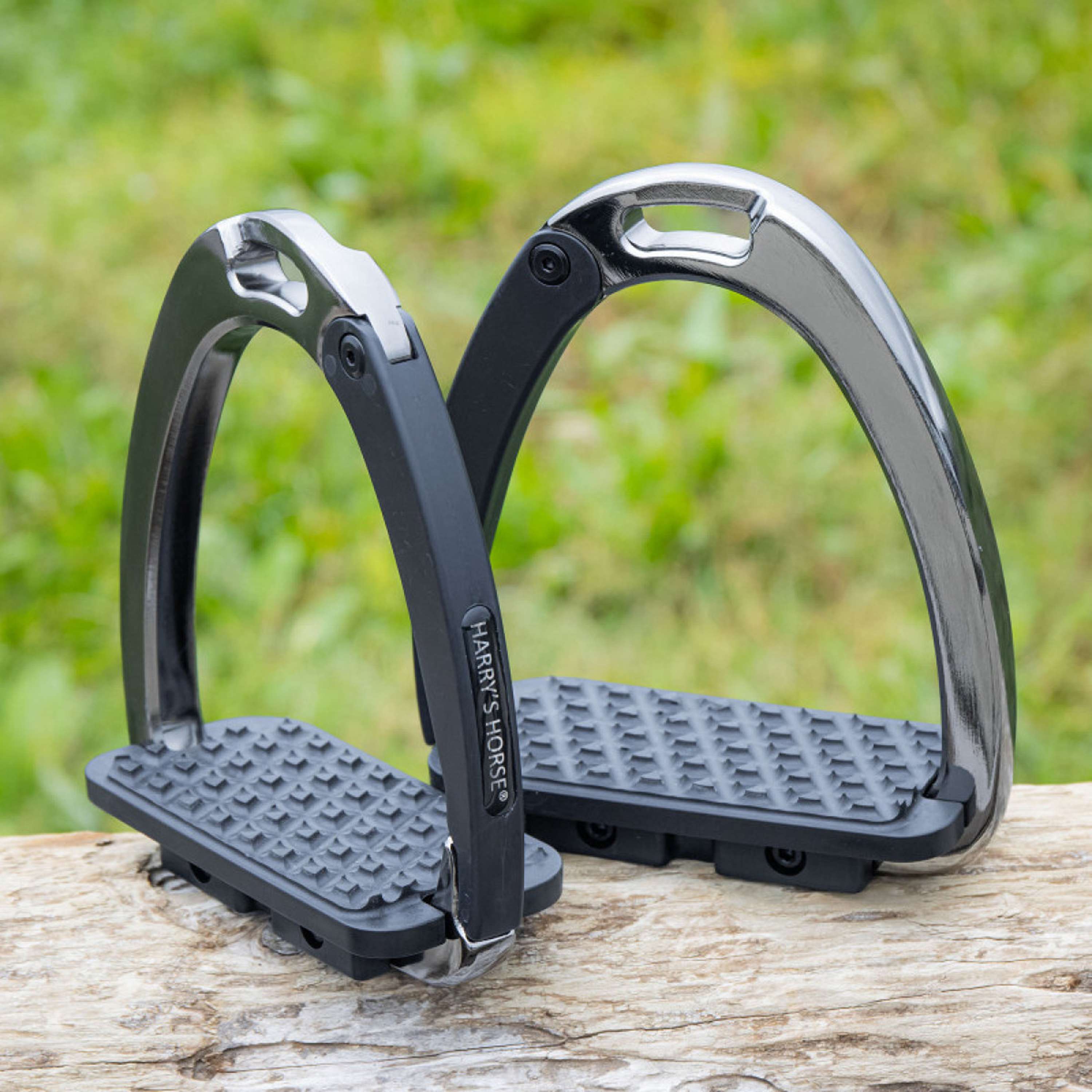 Harry's Horse Safety Stirrups Safe Release Gunmetal