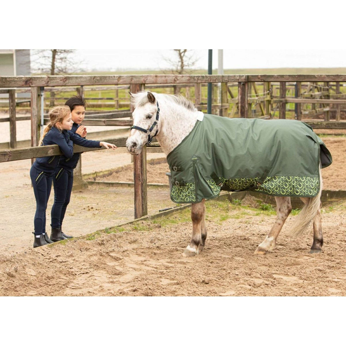 Harry's Horse Rain Rug STOUT! Lime 200g Army Green