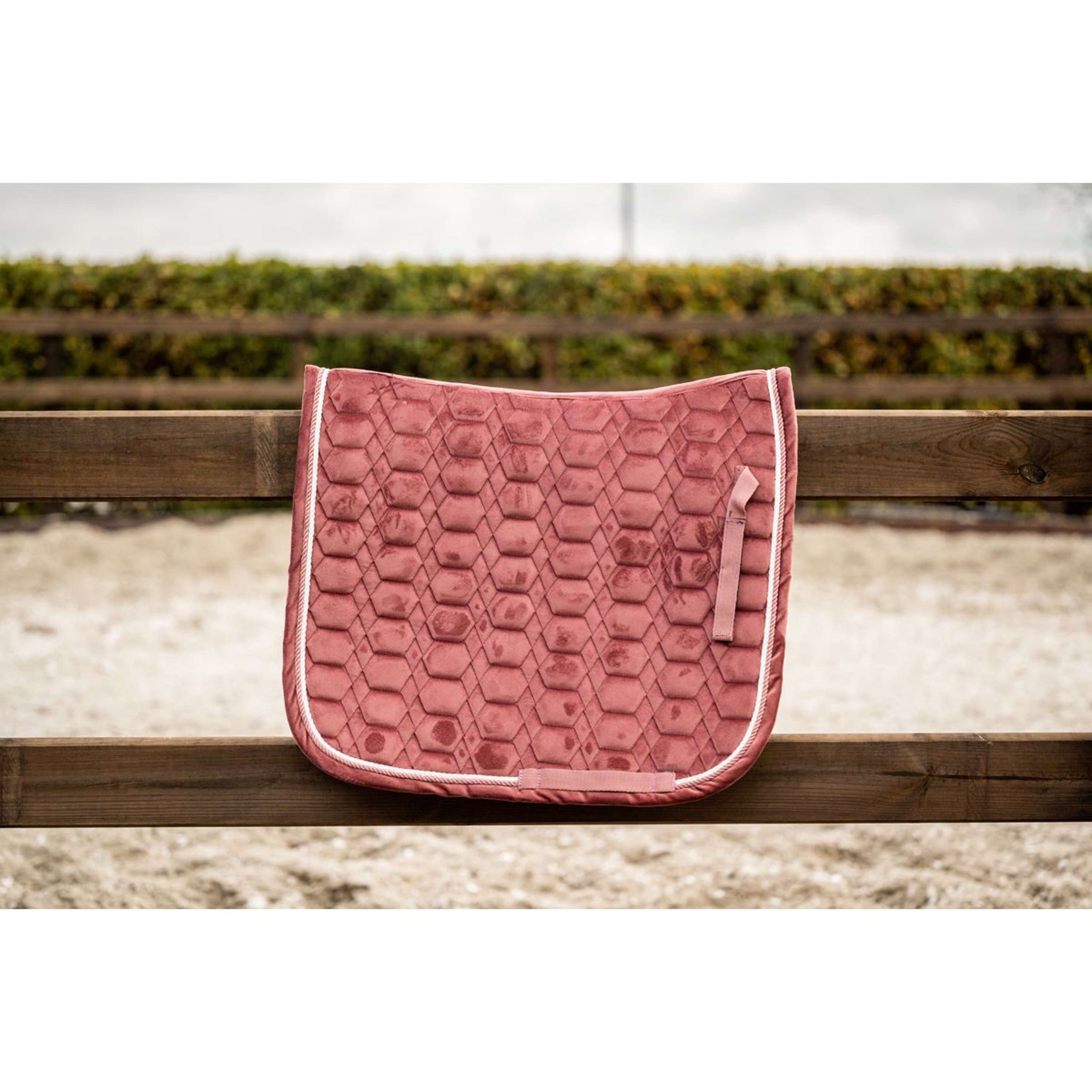 HB Showtime Saddlepad Velvet Dressage Peach