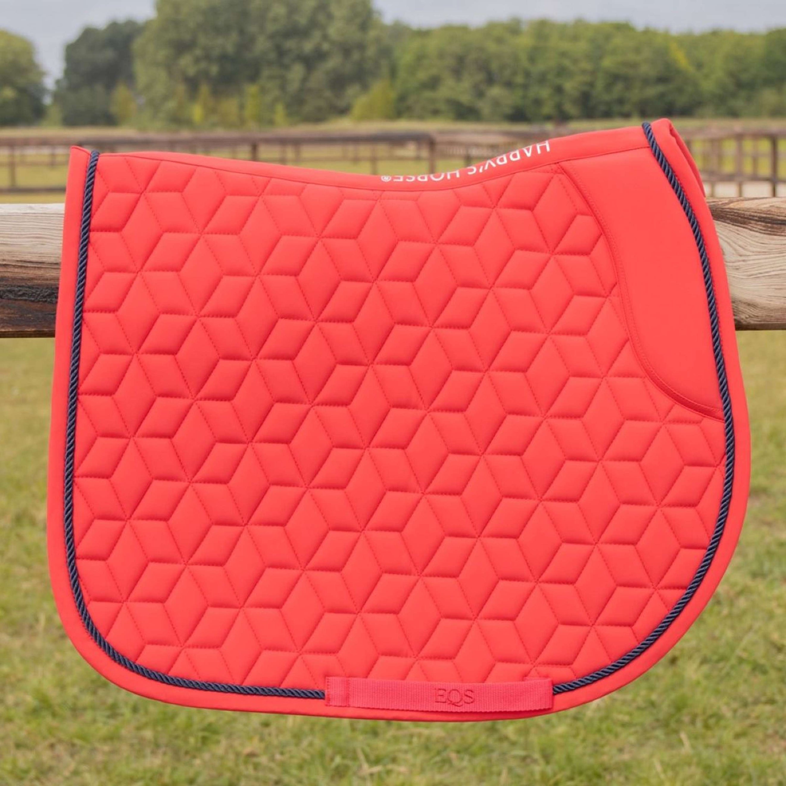 Harry's Horse Saddlepad Sporty Dressage Barberry Harry's Horse Saddlepad Sporty Dressage Barberry