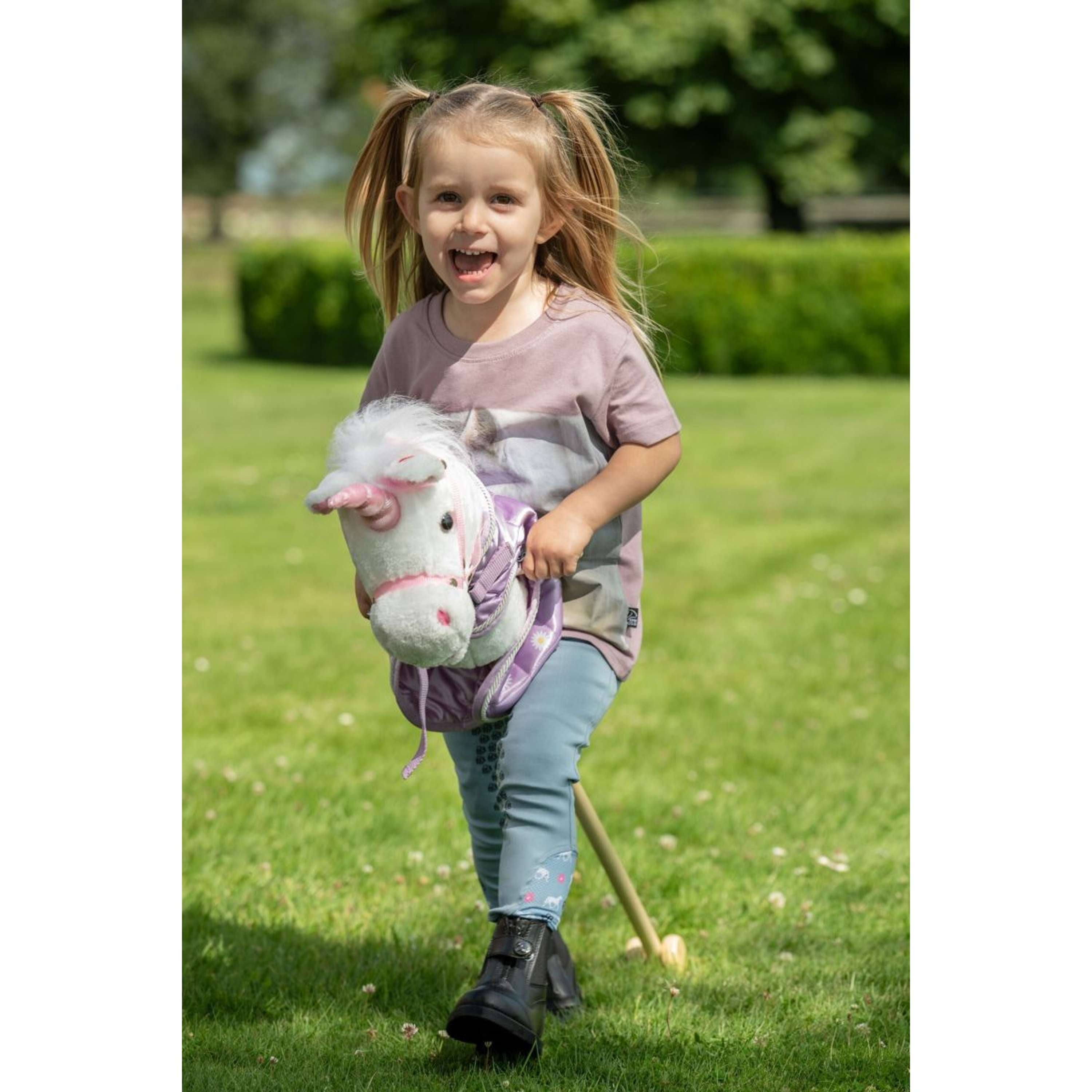 HKM Hobbyhorse Bella White