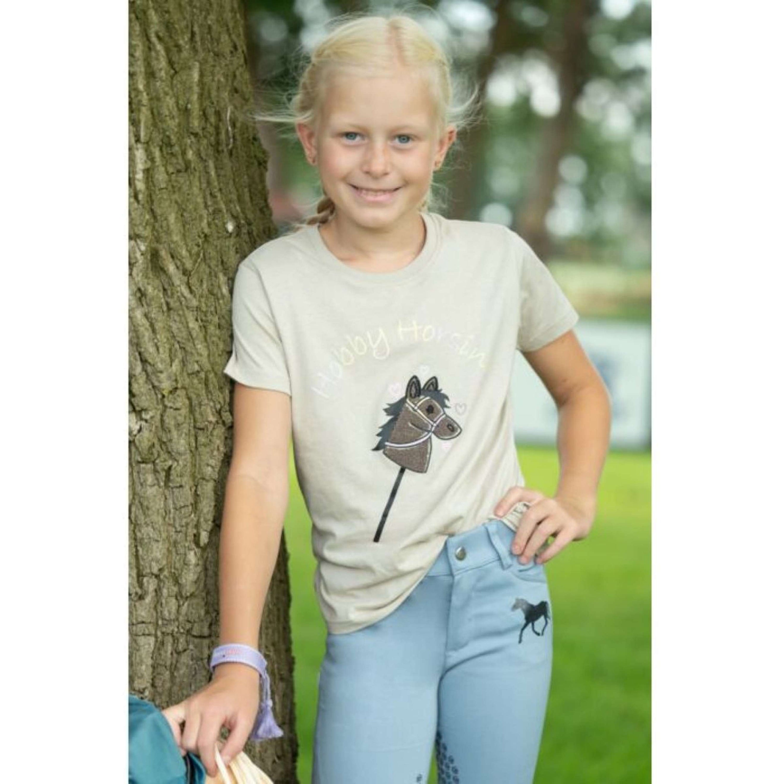 HKM T-Shirt Hobby Horsing Rainbow Beige HKM T-Shirt Hobby Horsing Rainbow Beige