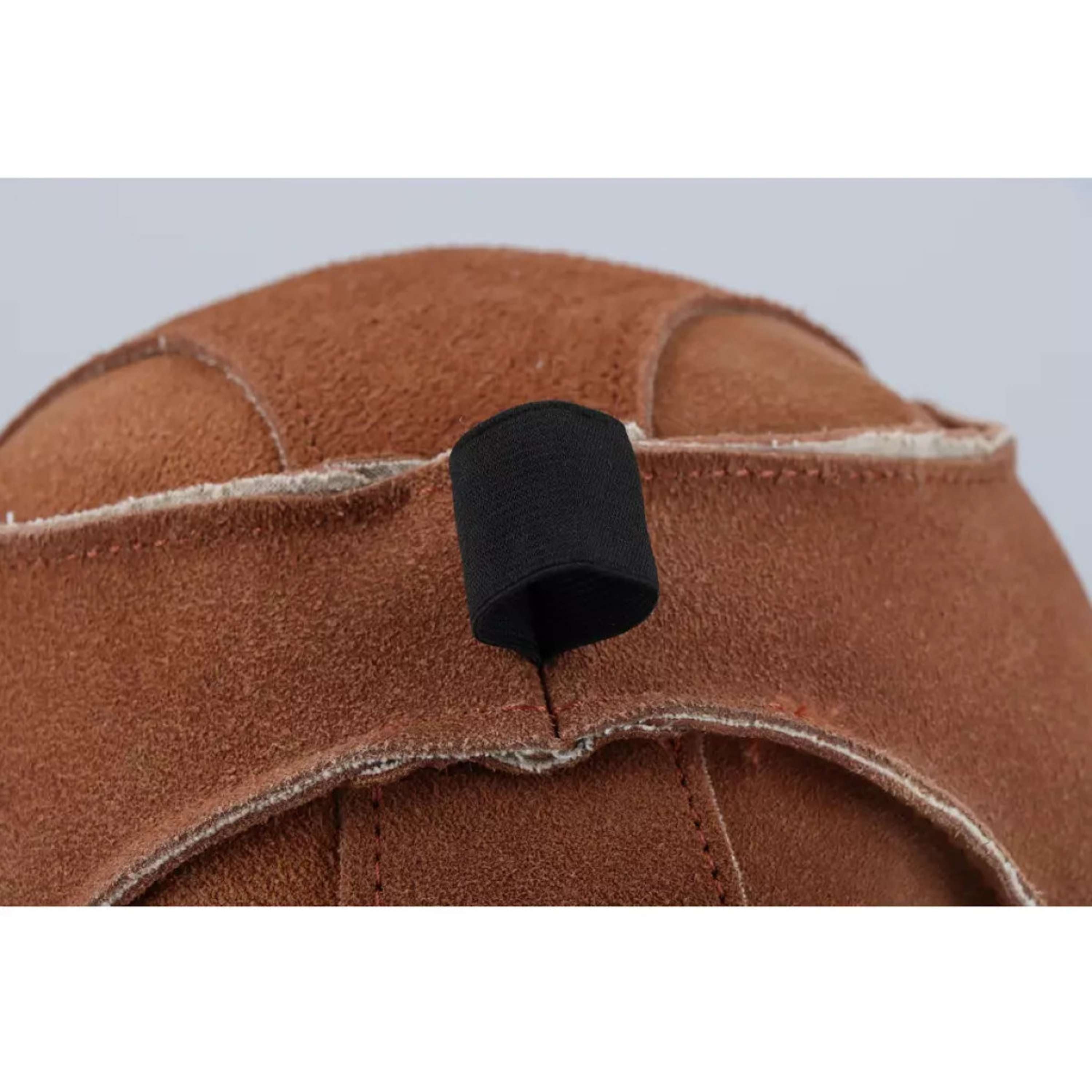 Excellent Horse Fun Play Ball Suede Brown