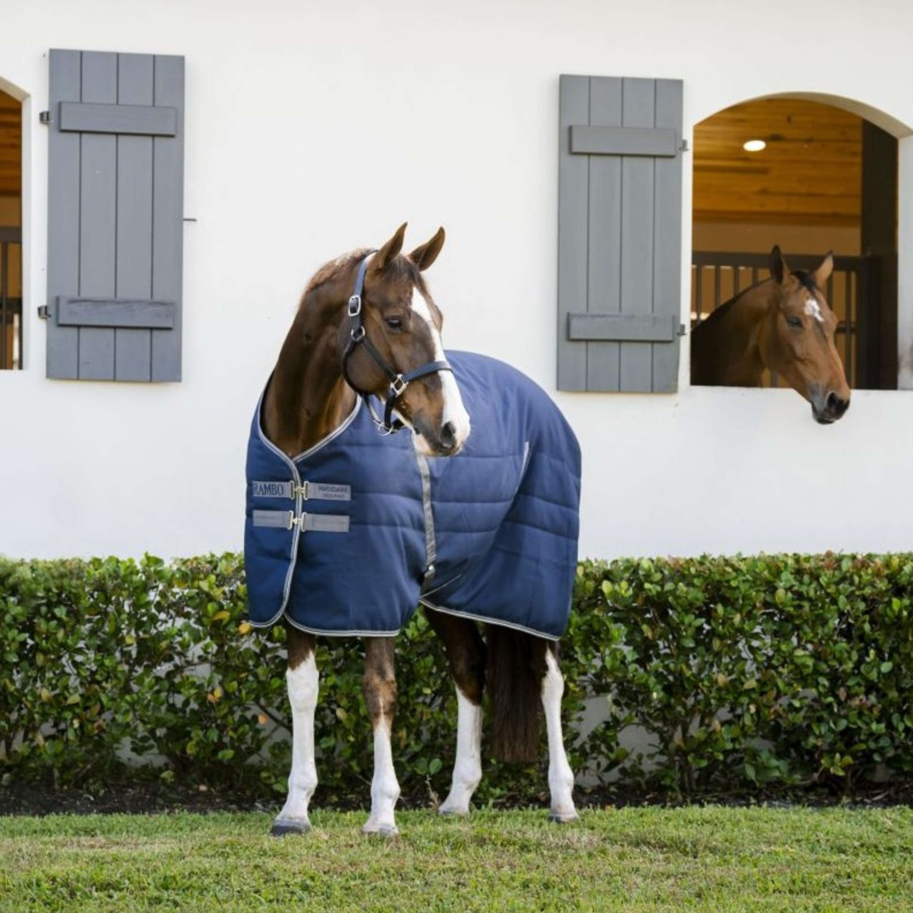 Rambo Stable Rug 400g Navy/Thunderstorm Grey/Silver