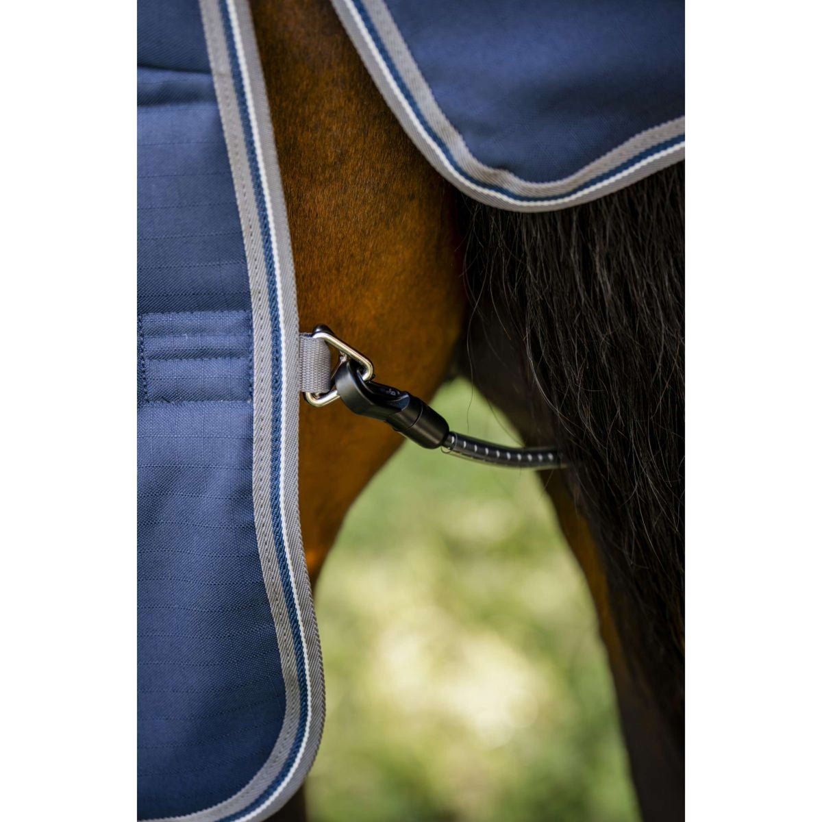 Rambo Optimo Stable Rug 200g Navy/Thunderstorm Grey/Silver