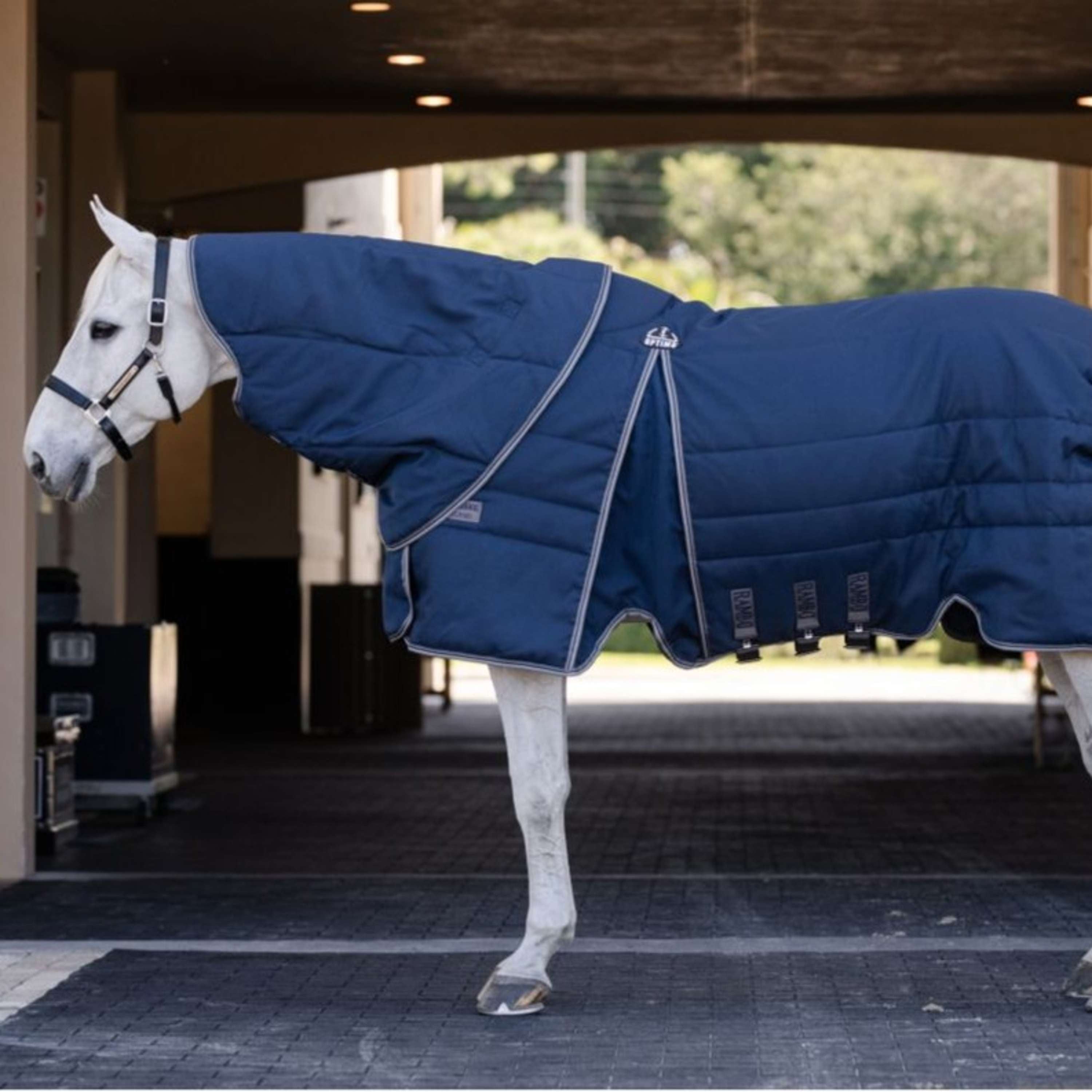 Rambo Optimo Stable Rug Plus 200g Navy/Thunderstorm Grey/Silver