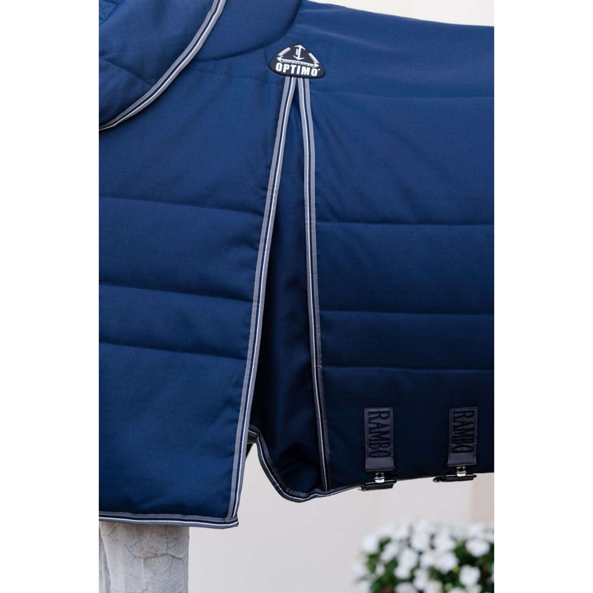 Rambo Optimo Stable Rug Plus 400g Navy/Thunderstorm Grey/Silver
