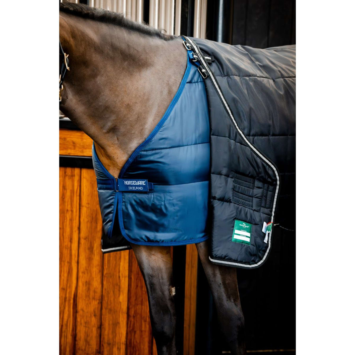 Horseware Easy-Layer Stable Plus Medium 200g Black/Black