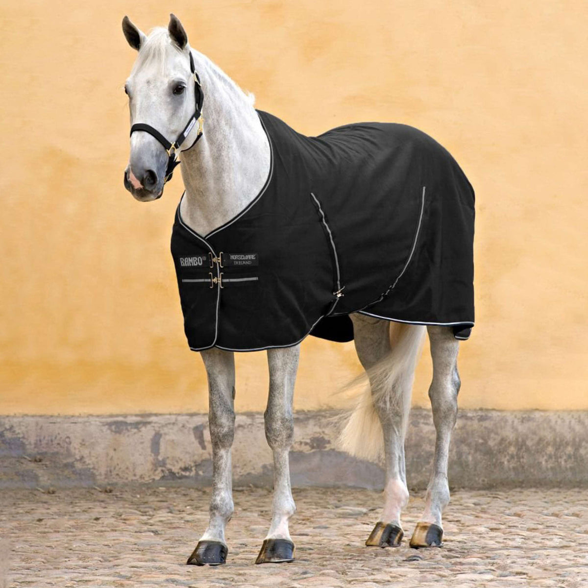 Rambo Stable Rug 0g Black/Silver